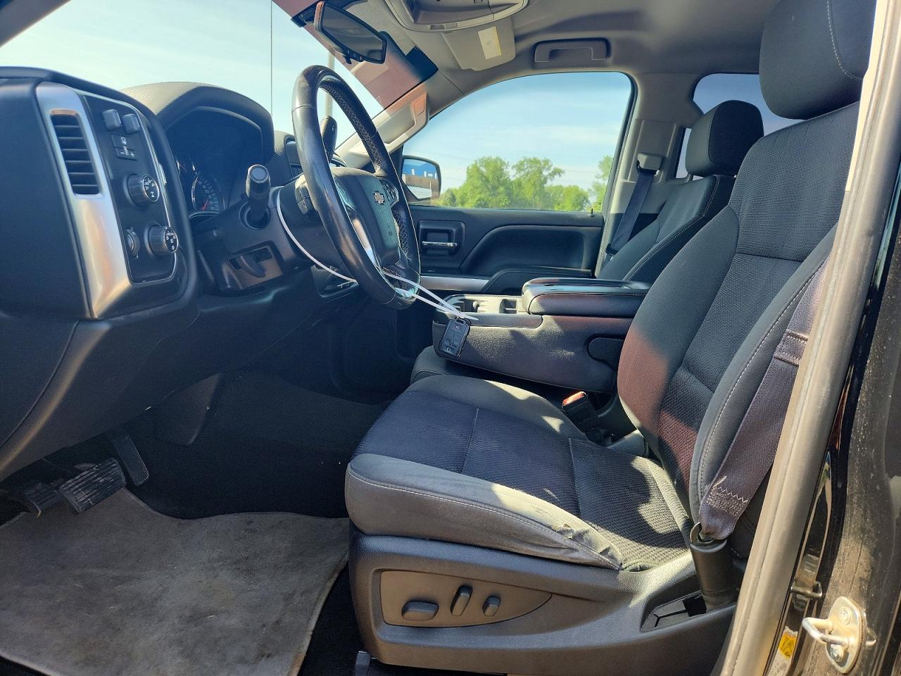 2015 Chevrolet Silverado K1500 Lt Black vin: 3GCUKREC4FG124120