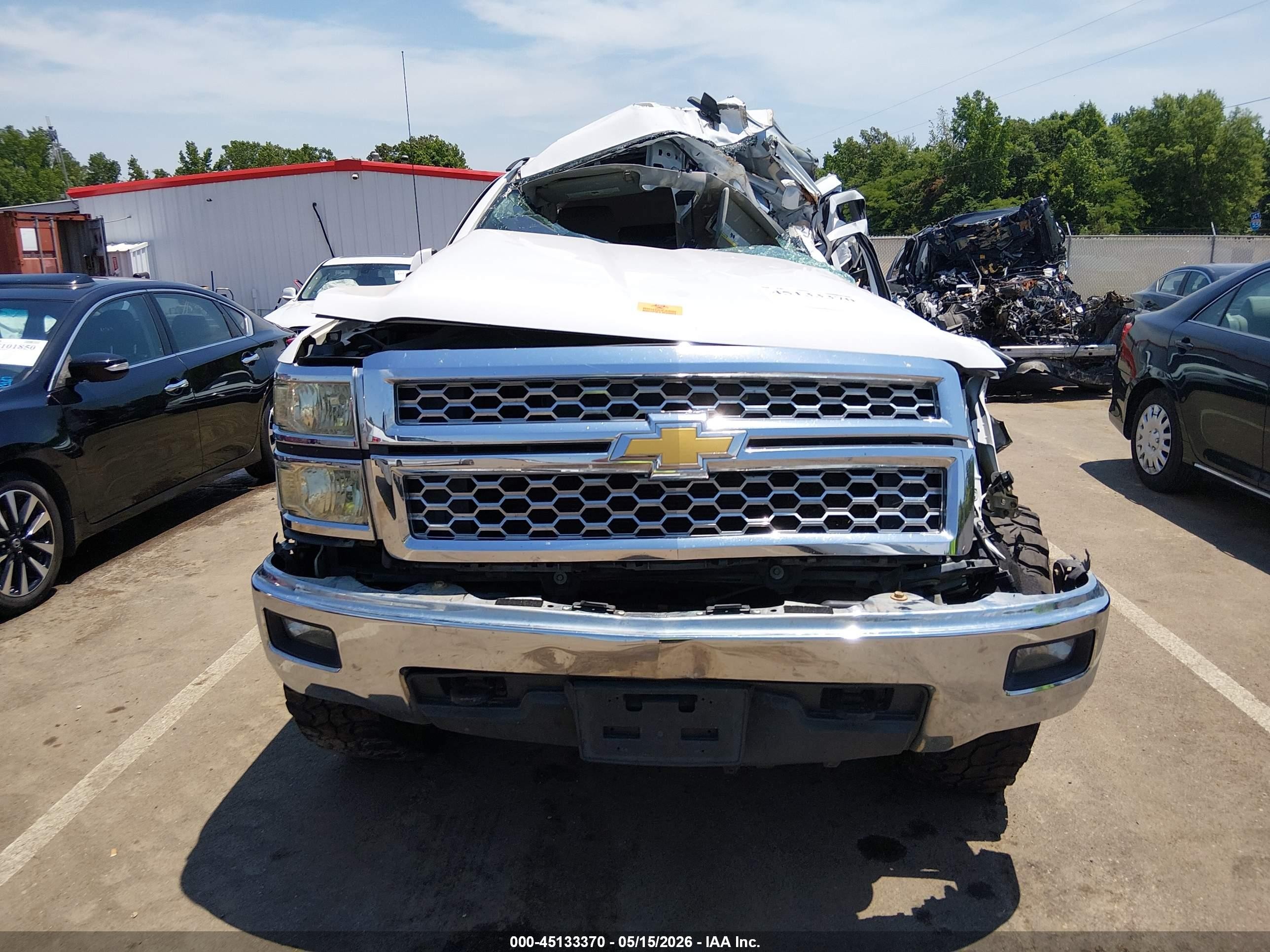 2015 Chevrolet Silverado 1500 1lt Белый vin: 3GCUKREC4FG209054