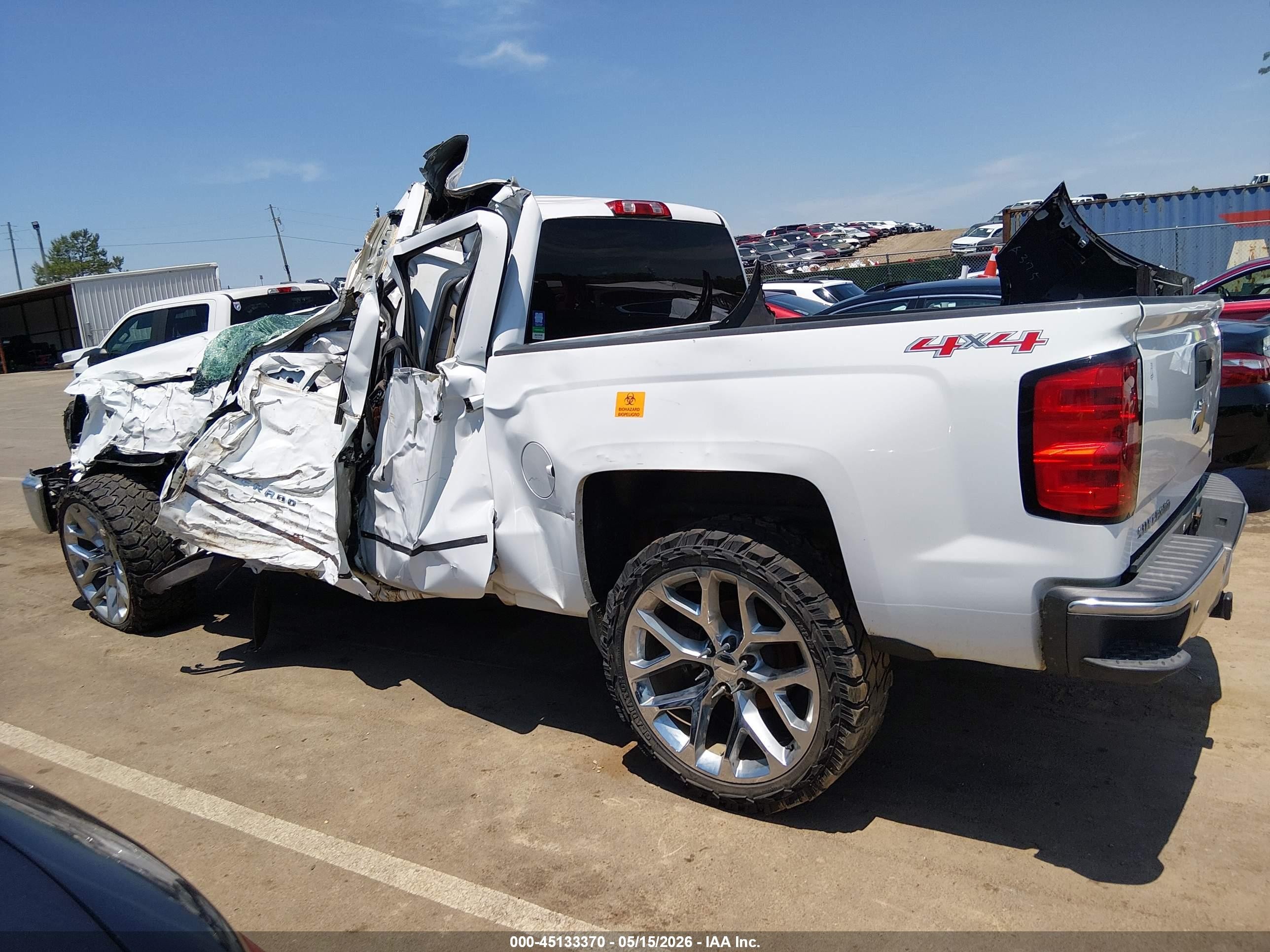 2015 Chevrolet Silverado 1500 1lt Белый vin: 3GCUKREC4FG209054