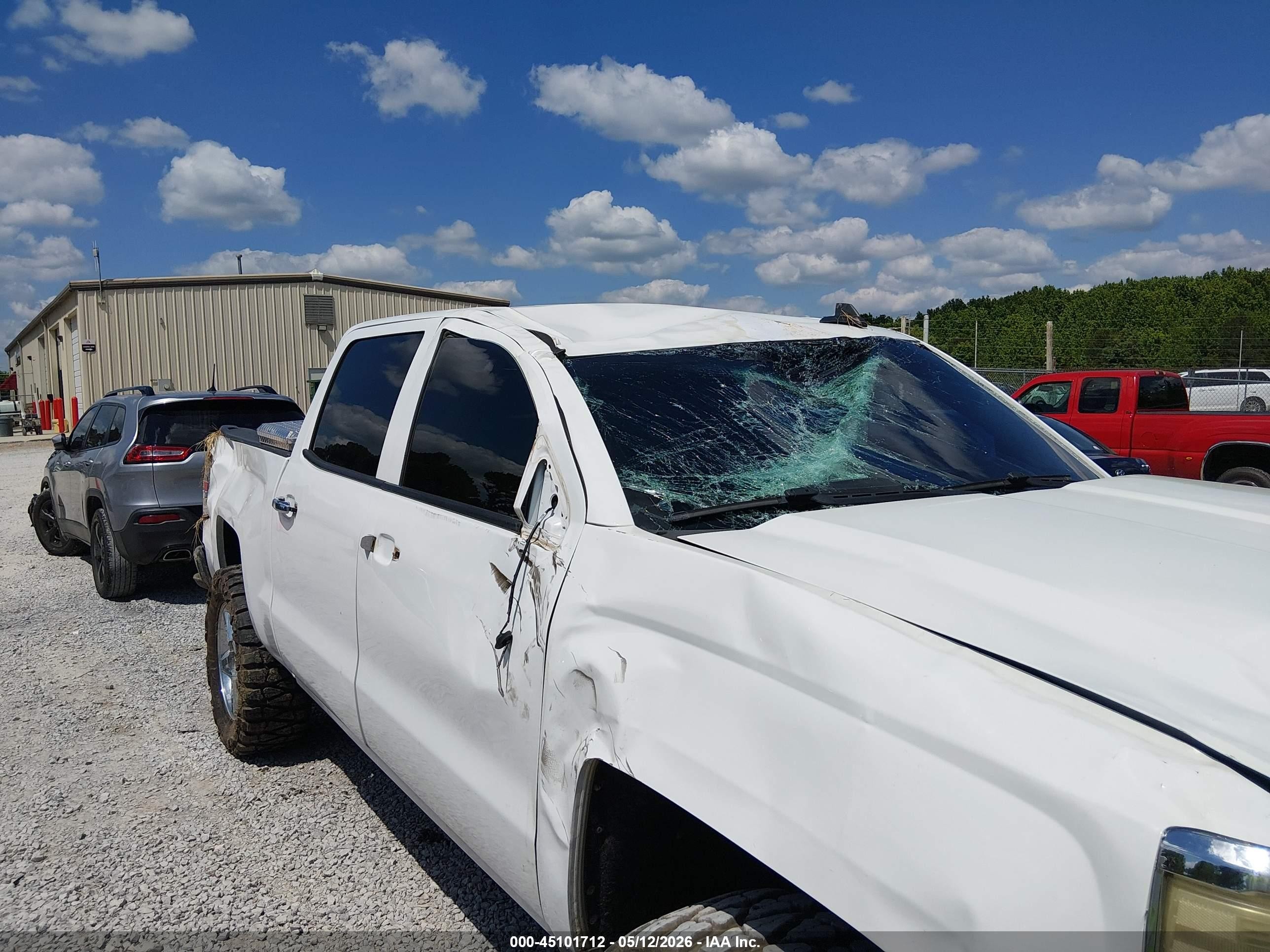 2015 Chevrolet Silverado 1500 2lt White vin: 3GCUKREC4FG235346