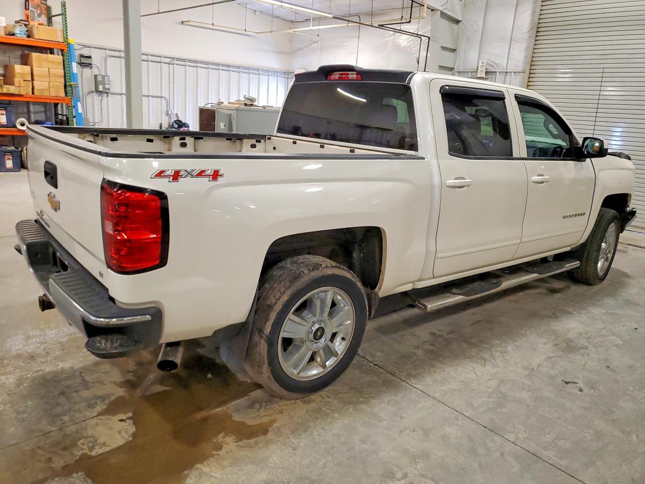 2015 Chevrolet Silverado K1500 Lt White vin: 3GCUKREC4FG368334