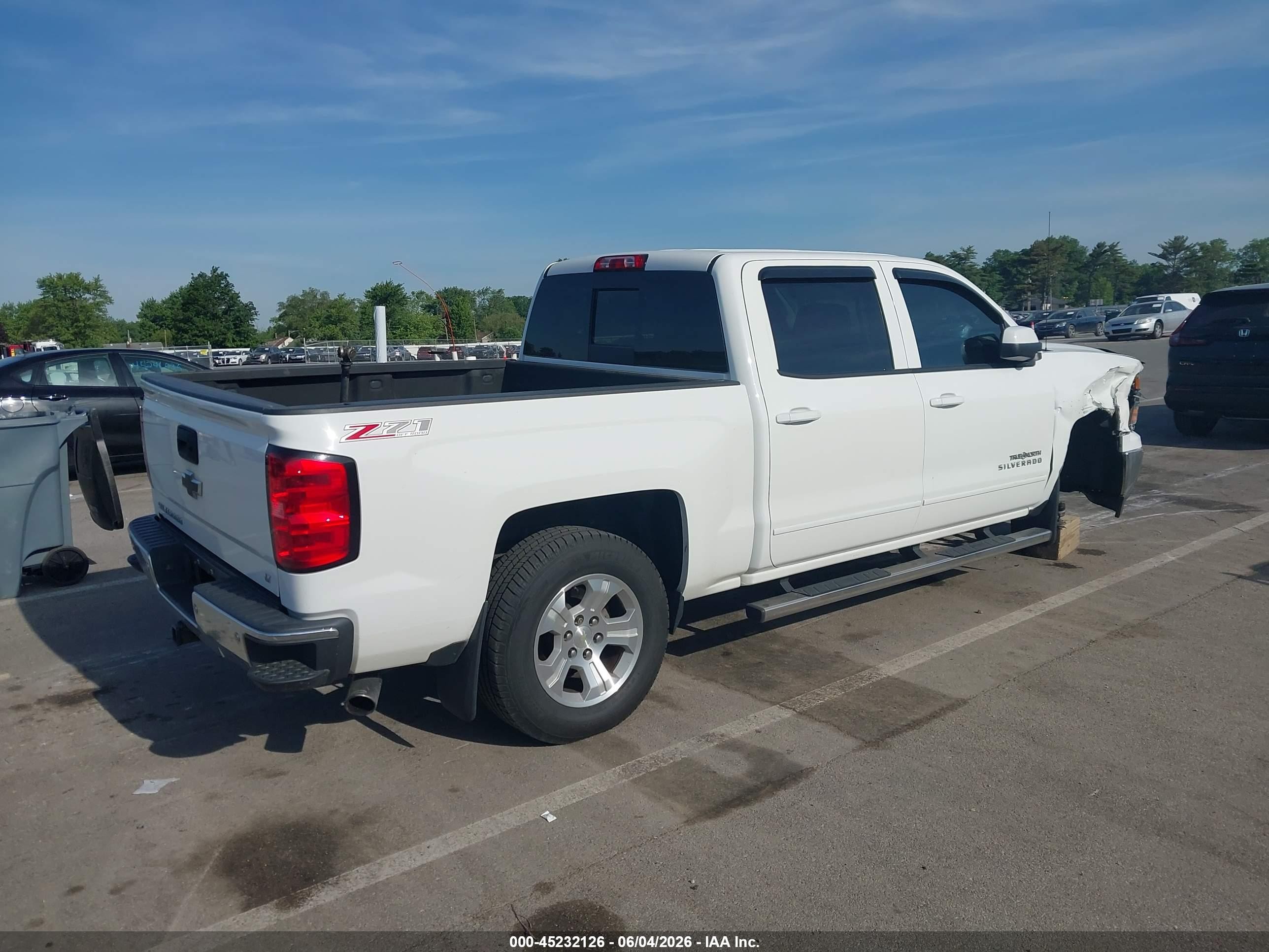 2015 Chevrolet Silverado 1500 1lt/2lt White vin: 3GCUKREC4FG480356