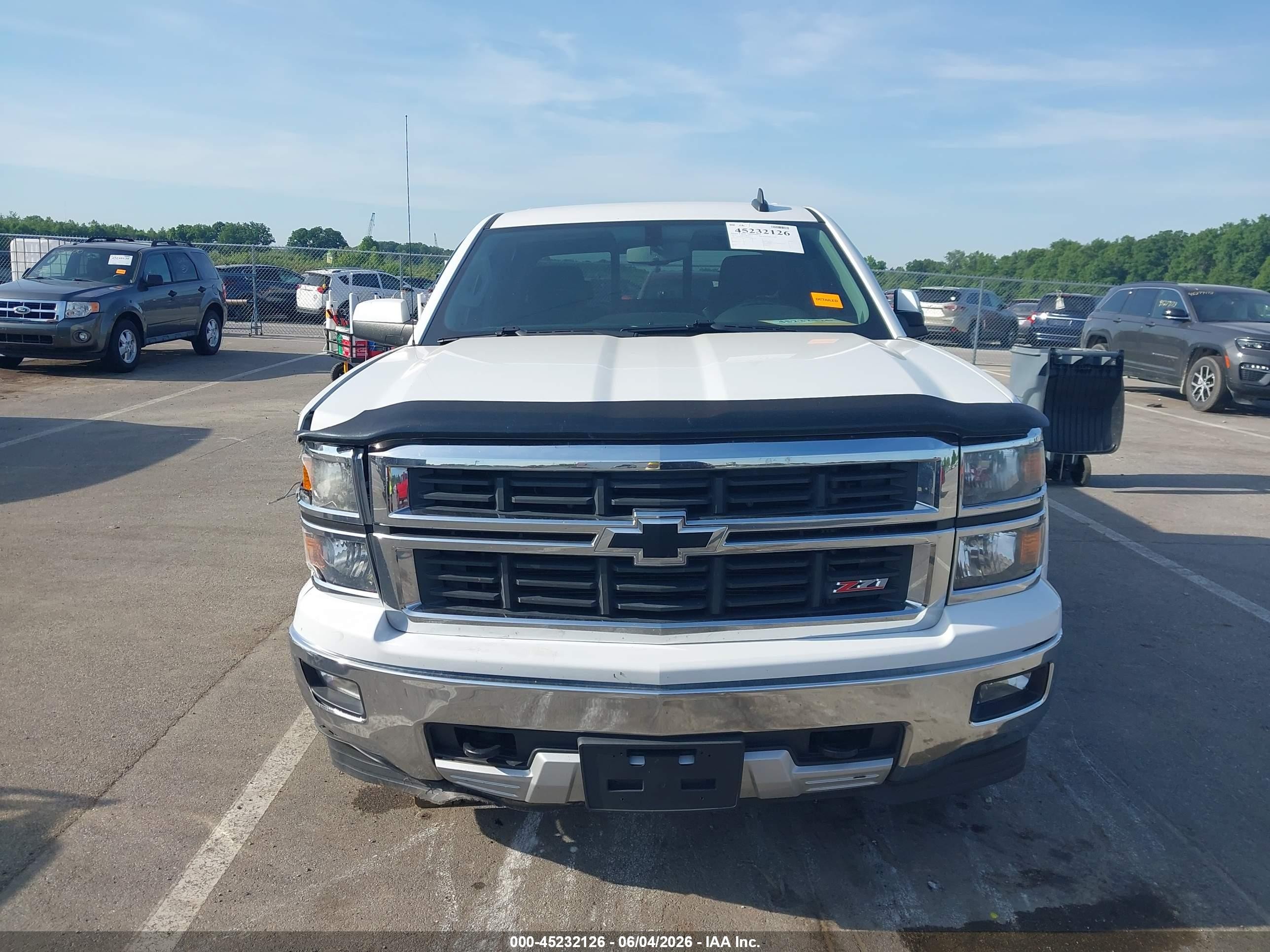2015 Chevrolet Silverado 1500 1lt/2lt White vin: 3GCUKREC4FG480356