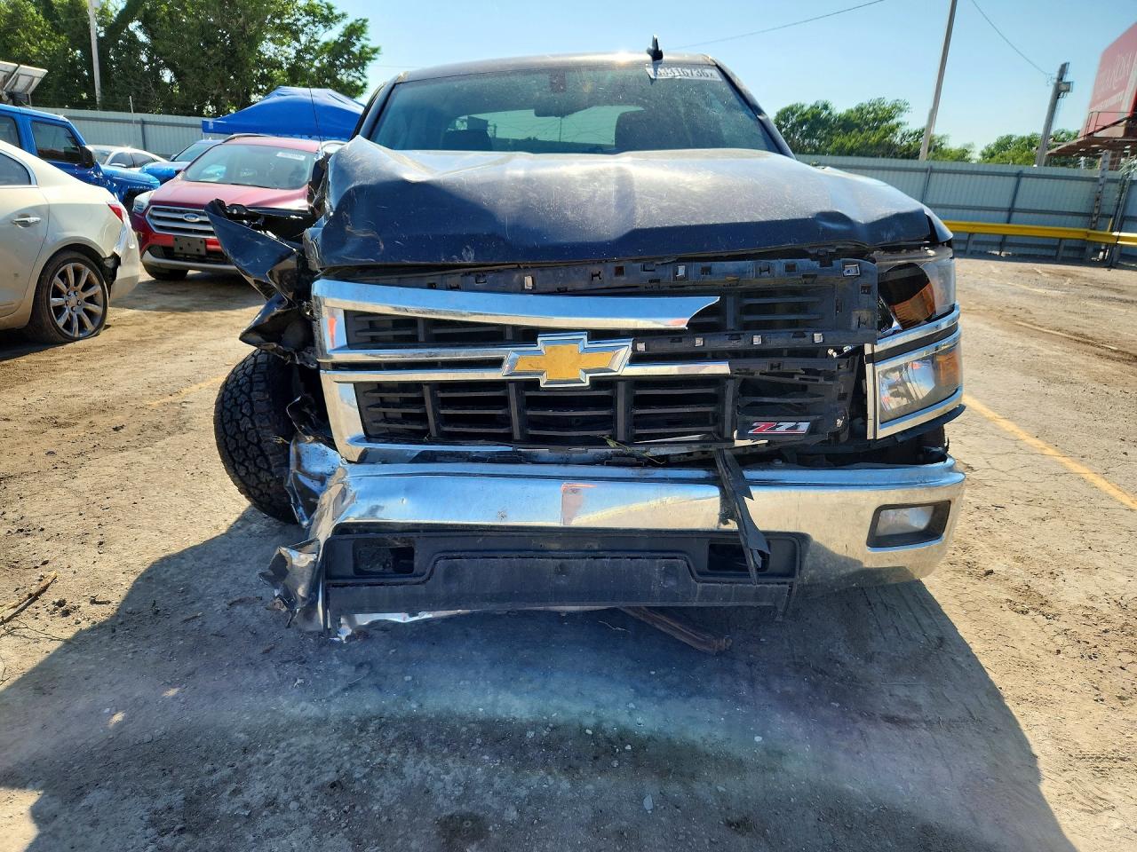 2015 Chevrolet Silverado K1500 Lt Серый vin: 3GCUKREC4FG495603