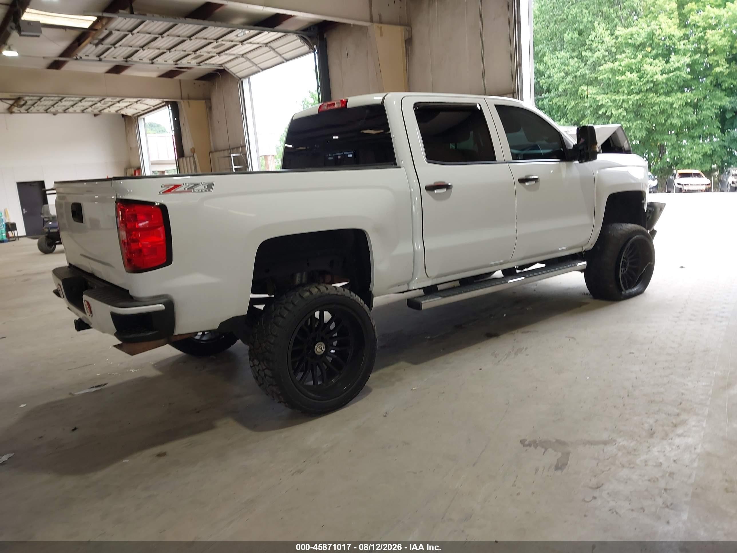 2017 Chevrolet Silverado 1500 Lt White vin: 3GCUKREC4HG218811