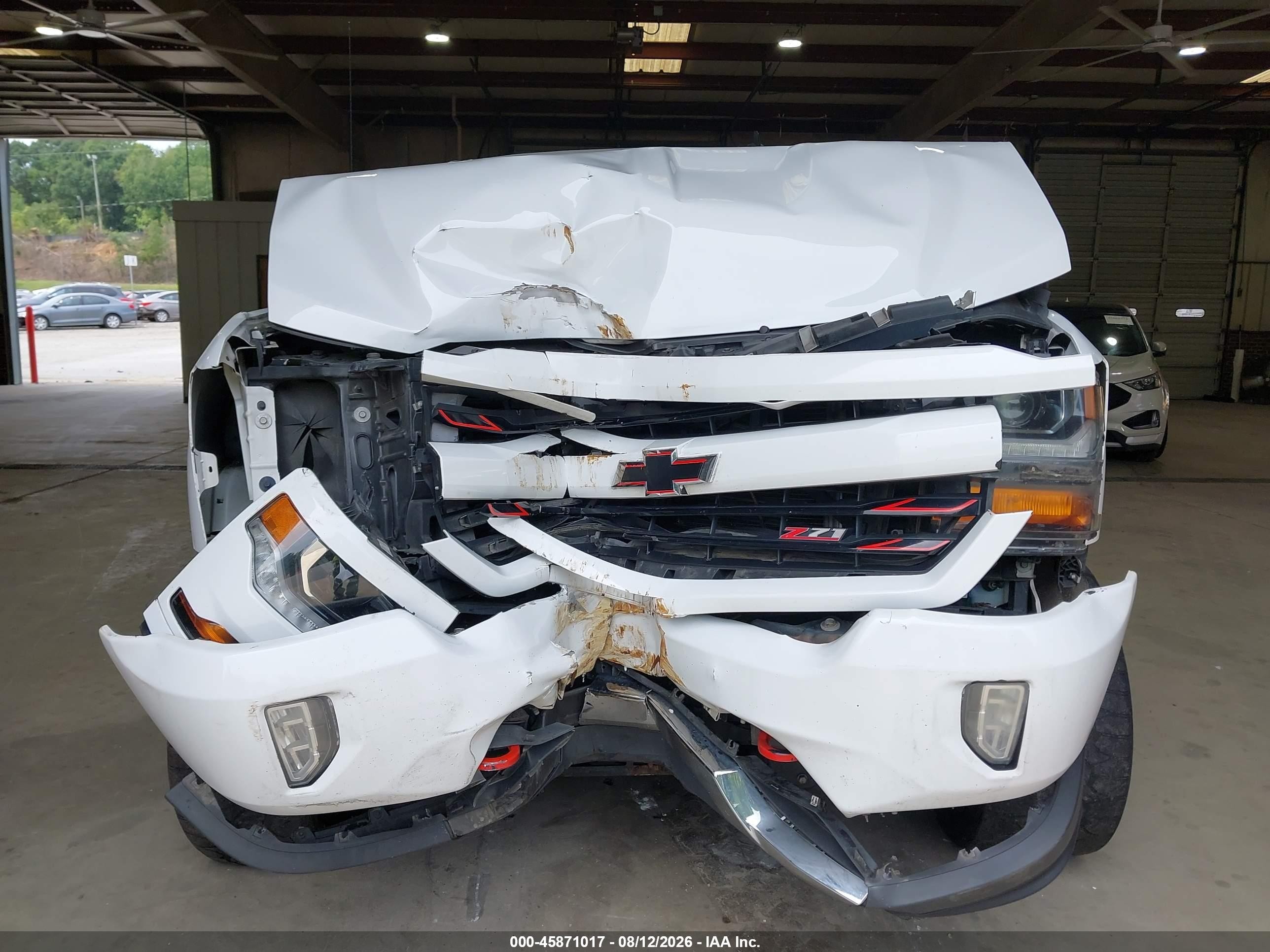 2017 Chevrolet Silverado 1500 Lt White vin: 3GCUKREC4HG218811