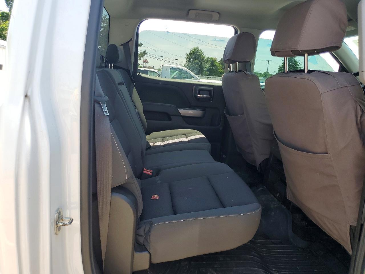 2018 Chevrolet Silverado K1500 Lt Белый vin: 3GCUKREC4JG144747