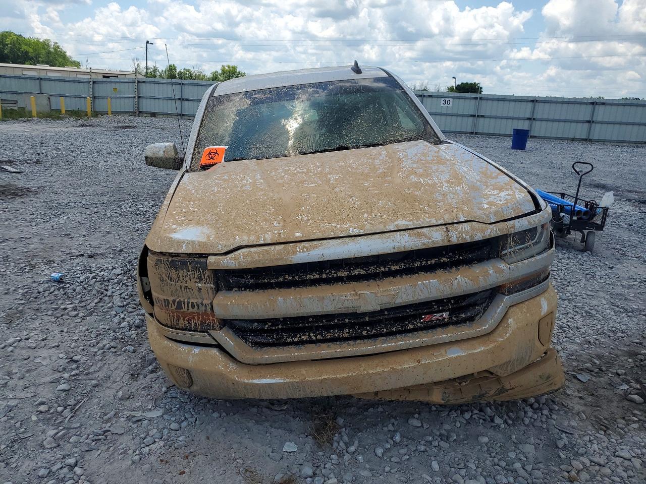 2018 Chevrolet Silverado K1500 Lt Silver vin: 3GCUKREC4JG490880