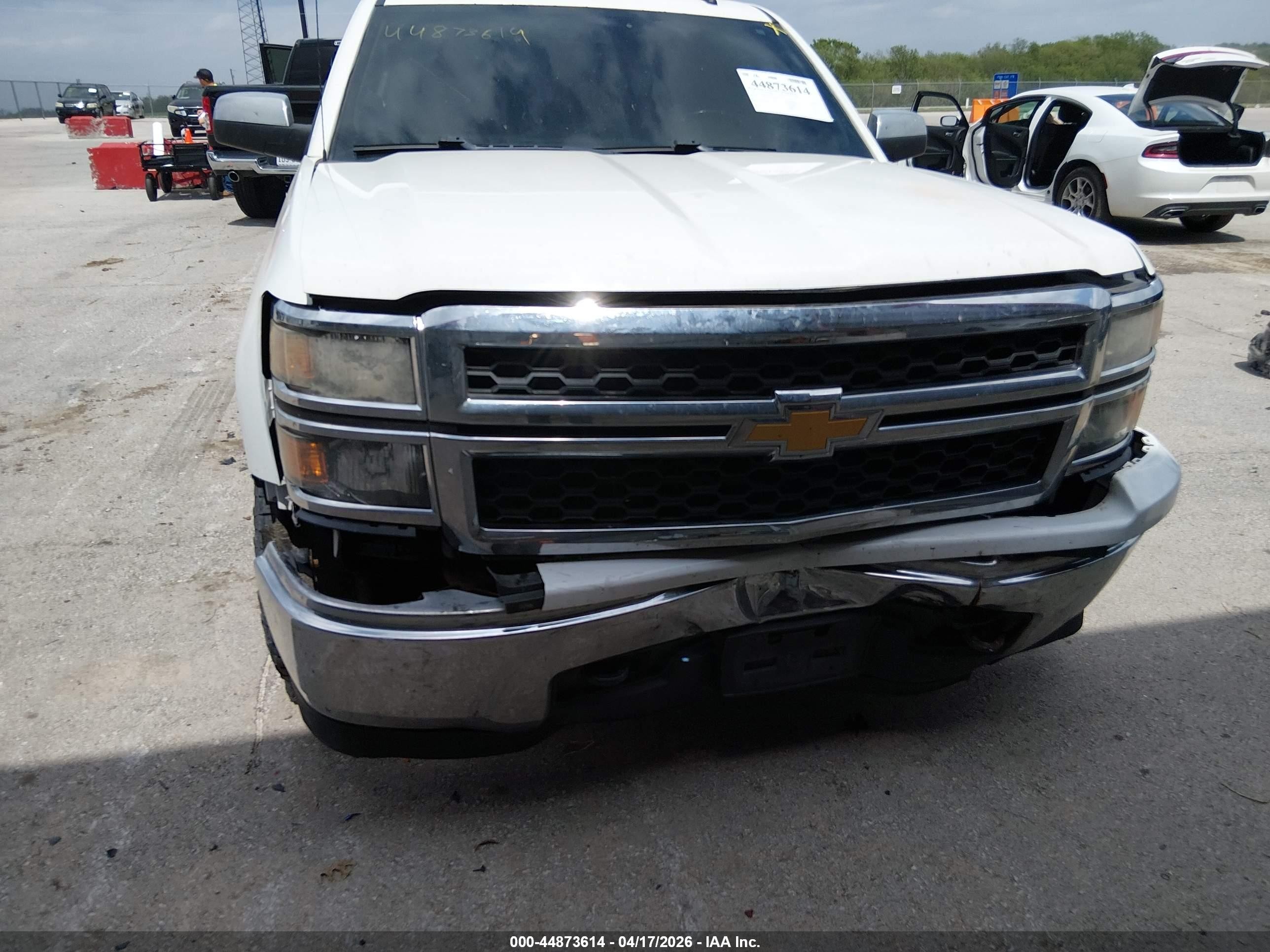 2014 Chevrolet Silverado 1500 1lt White vin: 3GCUKREC5EG150952