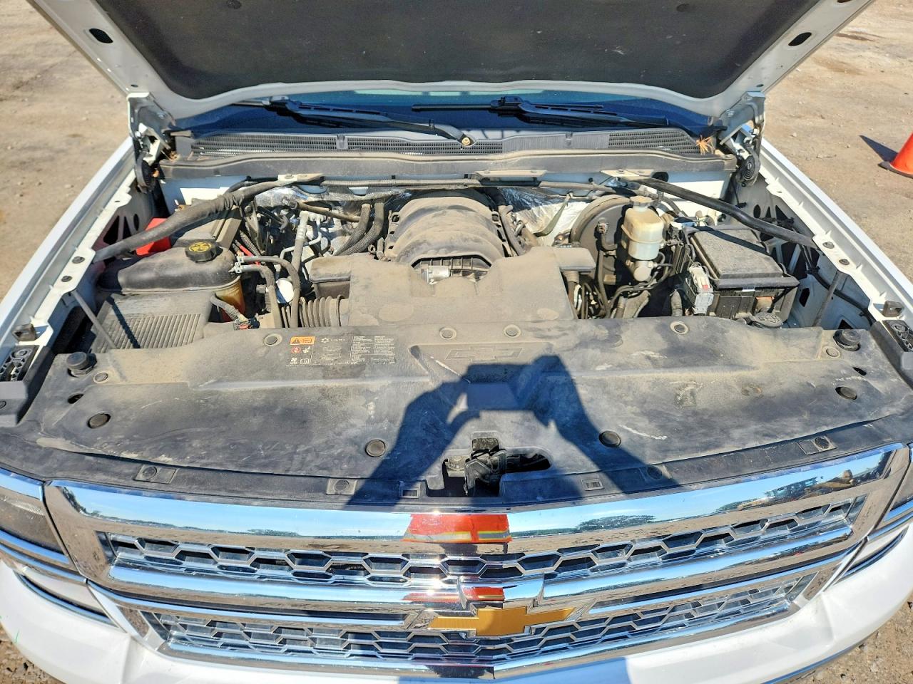 2015 Chevrolet Silverado K1500 Lt White vin: 3GCUKREC5FG237980