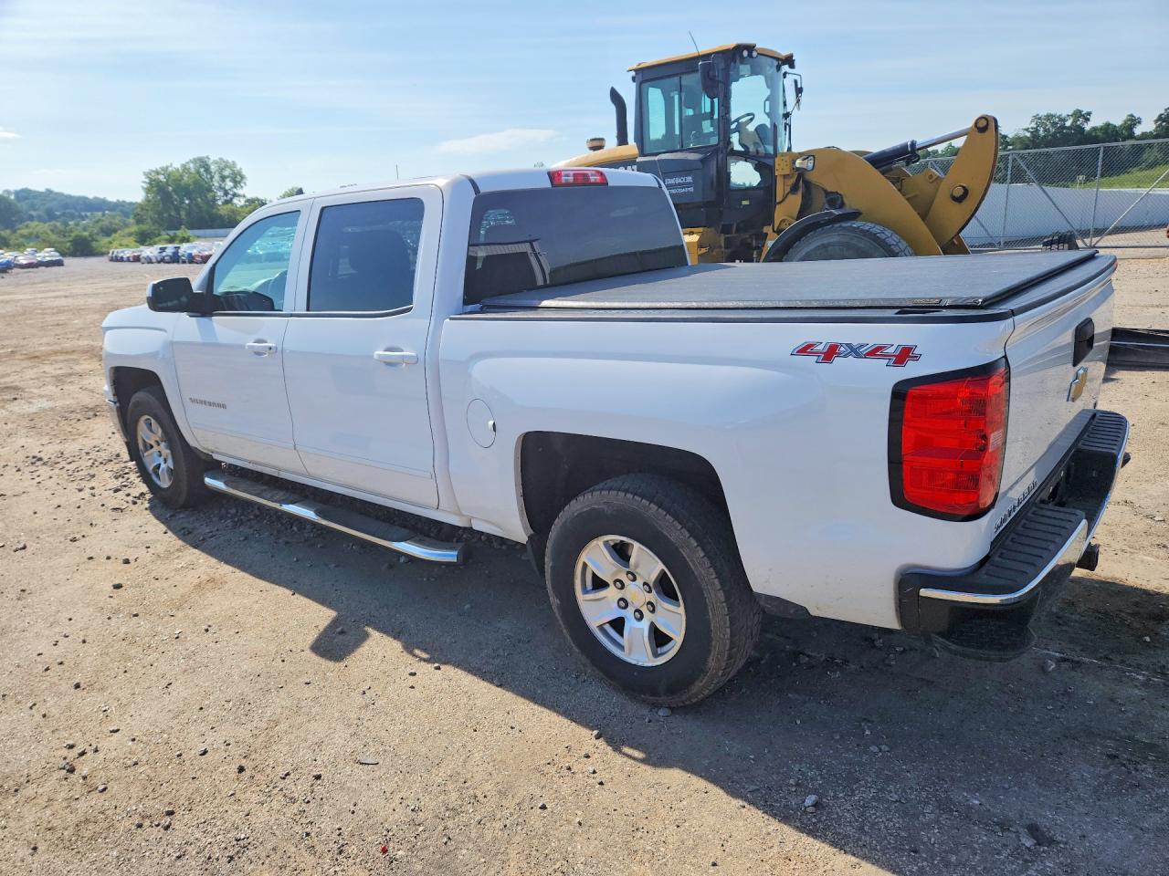 2015 Chevrolet Silverado K1500 Lt White vin: 3GCUKREC5FG237980