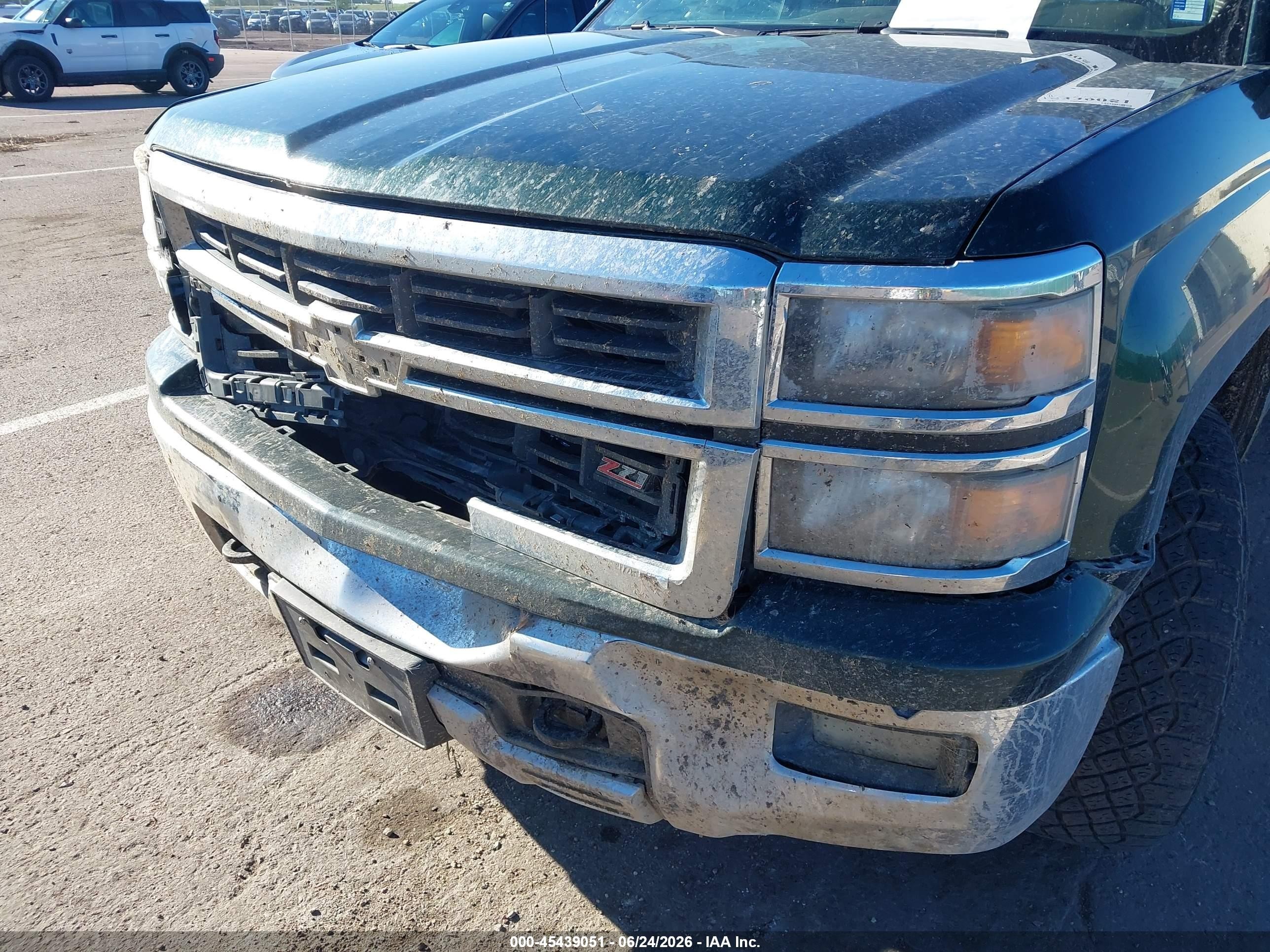 2015 Chevrolet Silverado 1500 Lt Green vin: 3GCUKREC5FG384610