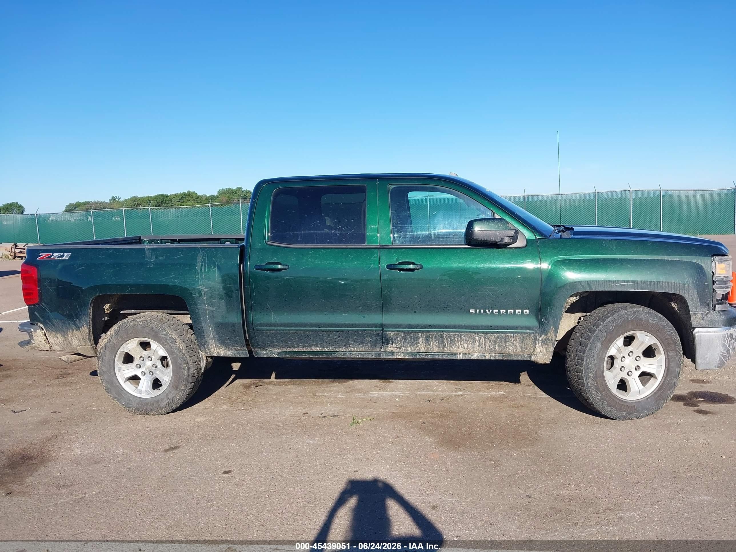 2015 Chevrolet Silverado 1500 Lt Green vin: 3GCUKREC5FG384610