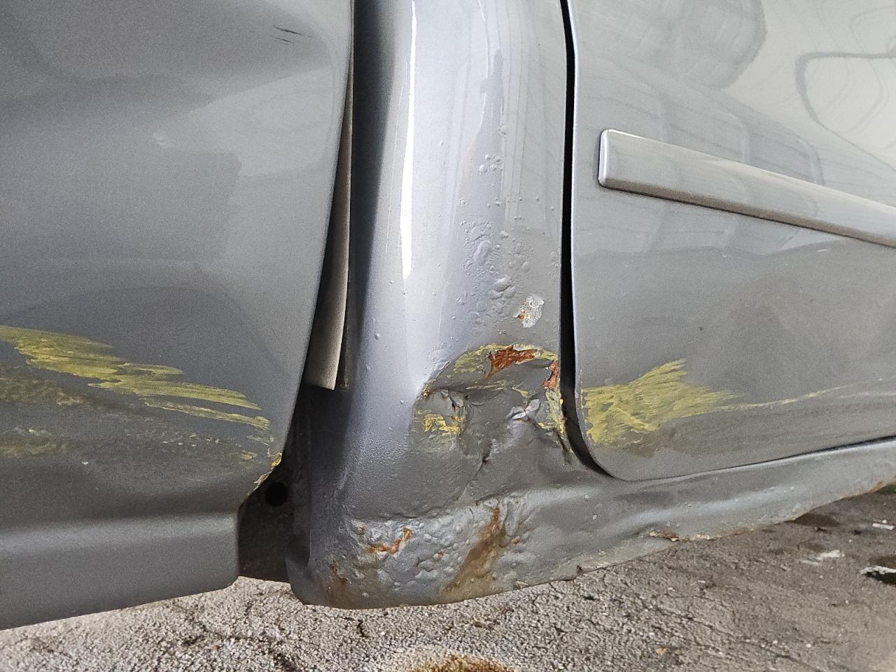 2015 Chevrolet Silverado K1500 Lt Blue vin: 3GCUKREC5FG522100 Damage: Right Rocker Panel, Corrosion, Severe Damage