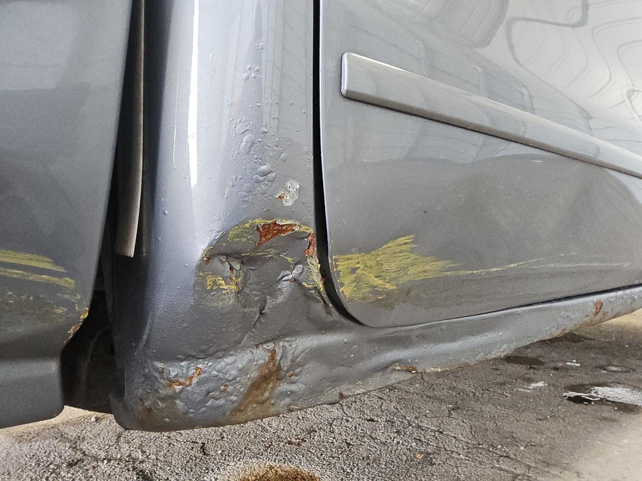 2015 Chevrolet Silverado K1500 Lt Blue vin: 3GCUKREC5FG522100 Damage: Right Rear Door, Dent(S) W/ Paint Dmg, > 12 Inches