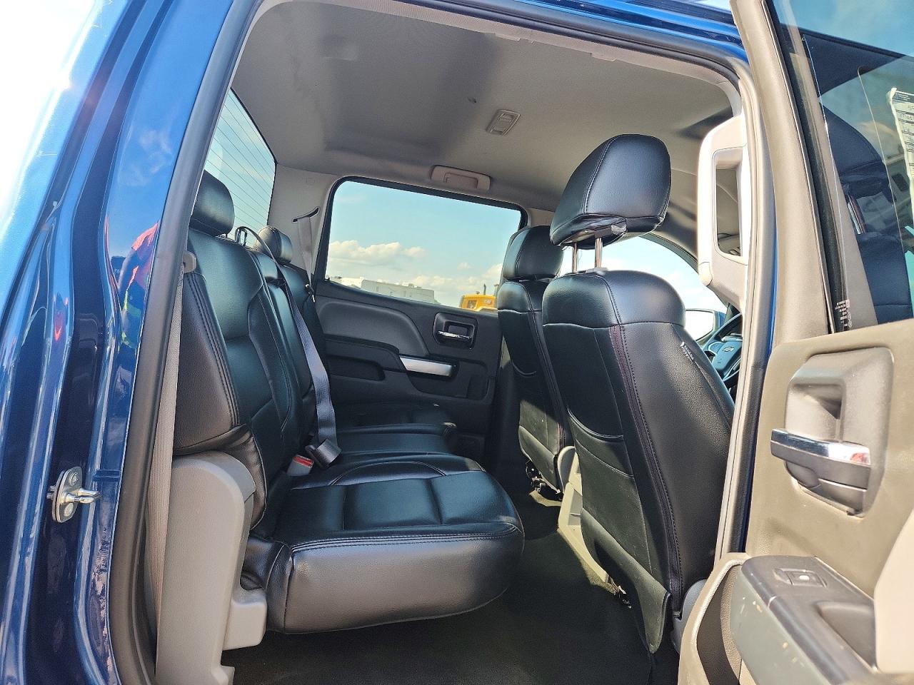 2016 Chevrolet Silverado K1500 Lt Blue vin: 3GCUKREC5GG339135