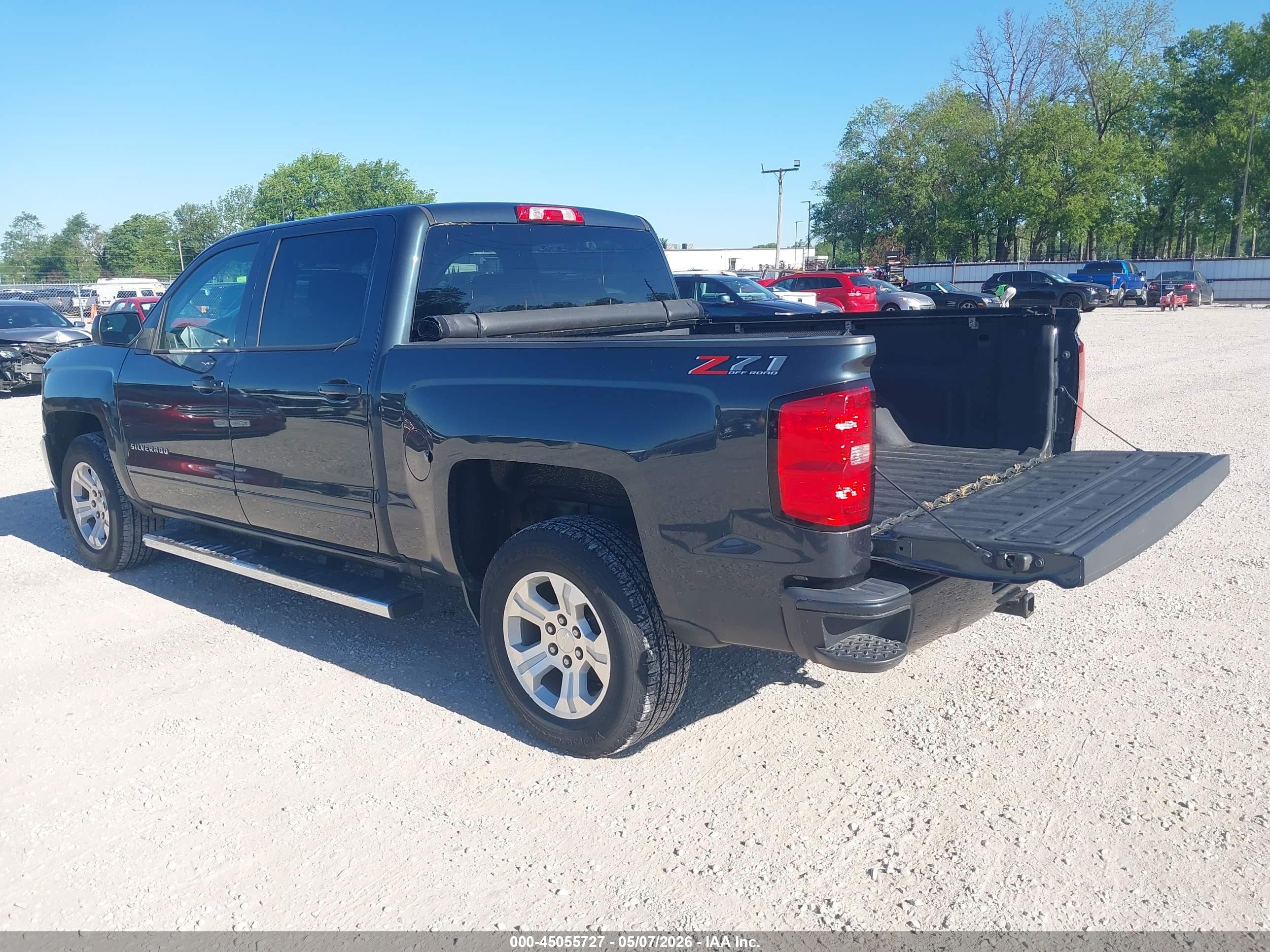 2018 Chevrolet Silverado 1500 2lt Синий vin: 3GCUKREC5JG196940