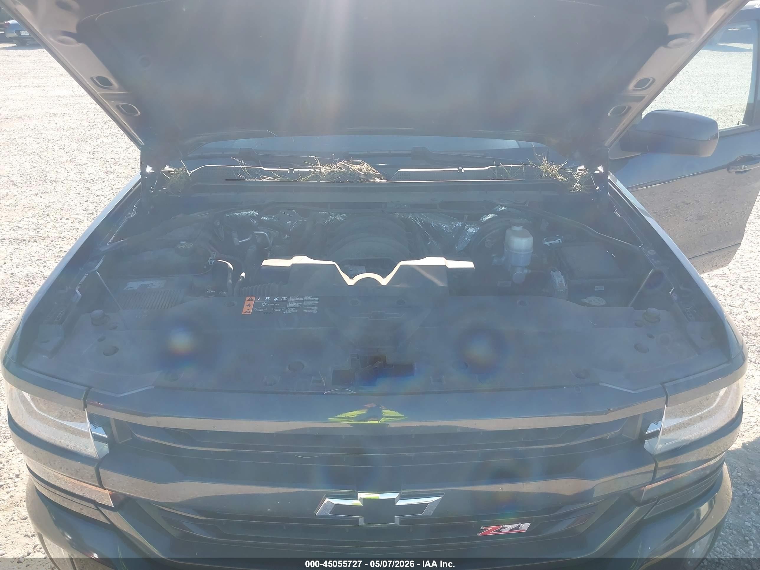 2018 Chevrolet Silverado 1500 2lt Синий vin: 3GCUKREC5JG196940