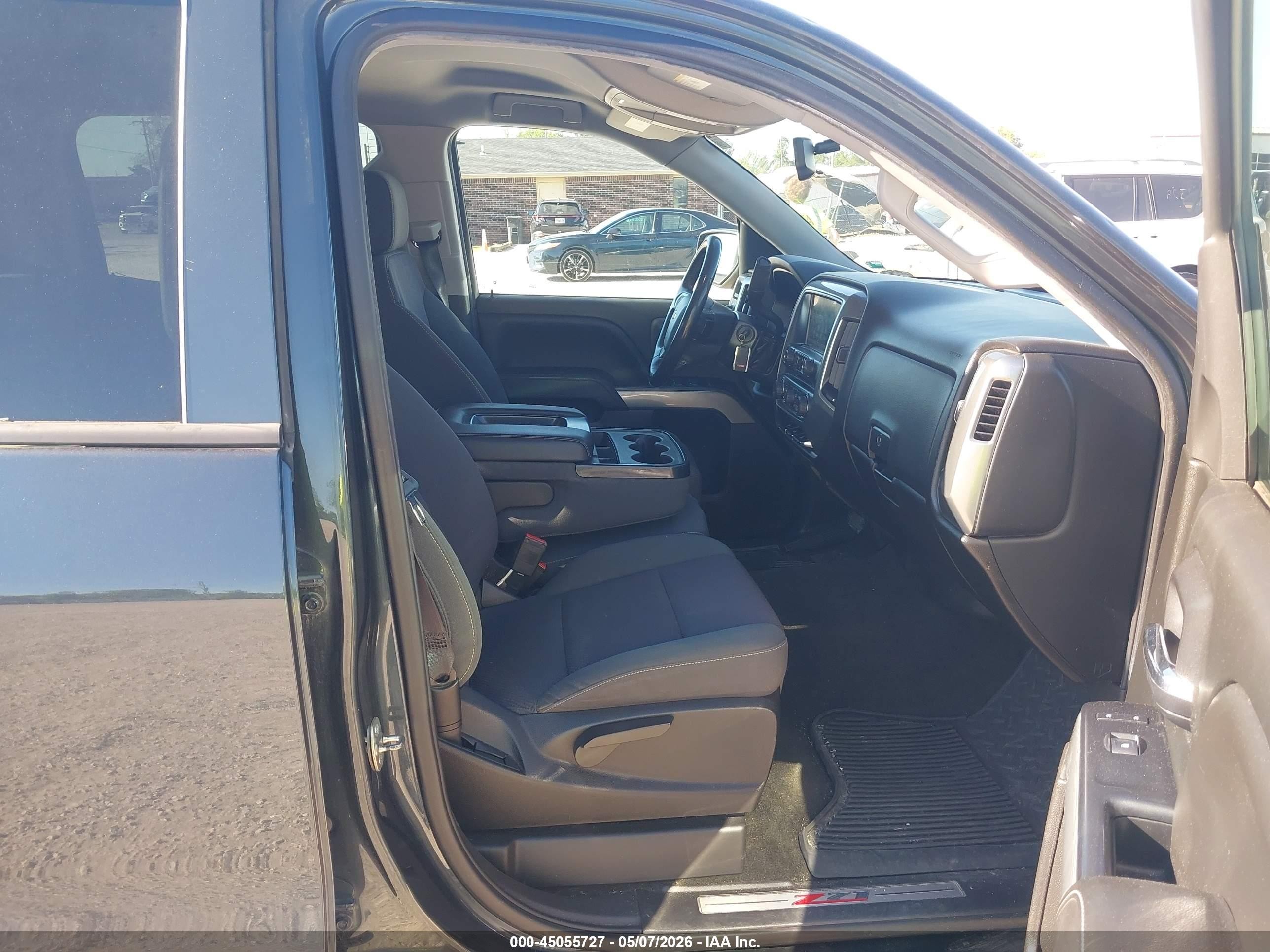 2018 Chevrolet Silverado 1500 2lt Синий vin: 3GCUKREC5JG196940
