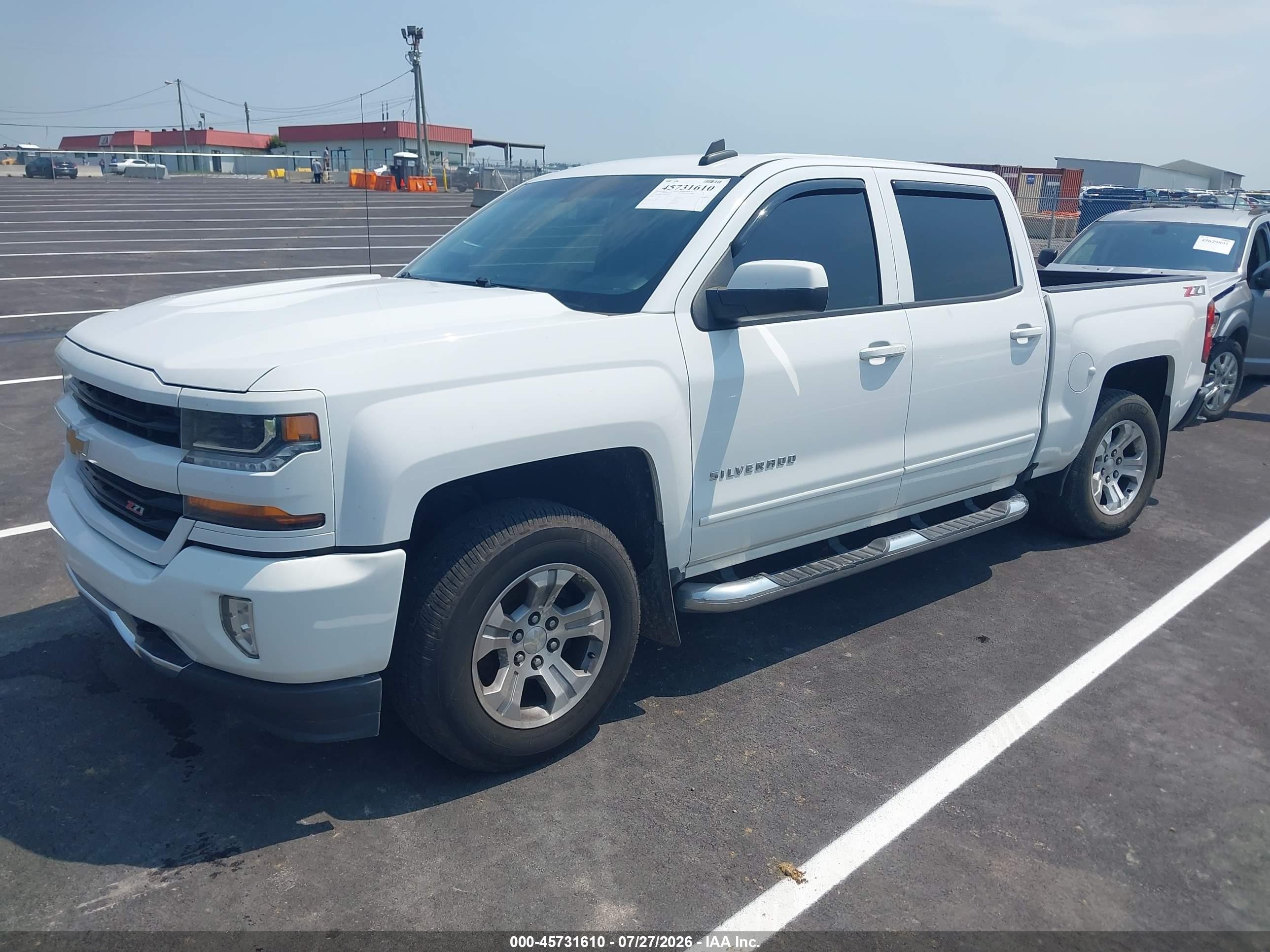 2018 Chevrolet Silverado 1500 2lt White vin: 3GCUKREC5JG563108