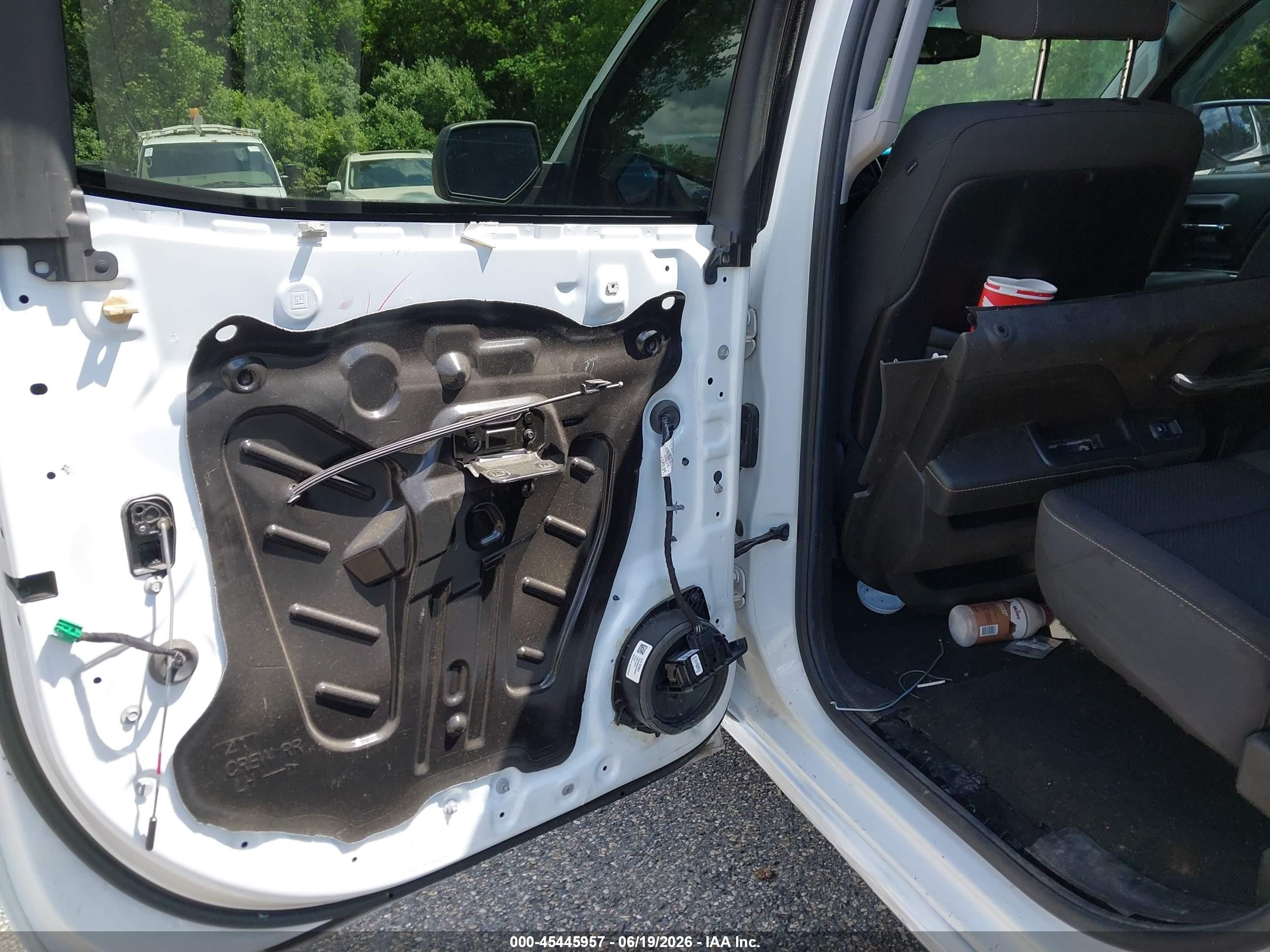2014 Chevrolet Silverado 1500 Lt White vin: 3GCUKREC6EG291657
