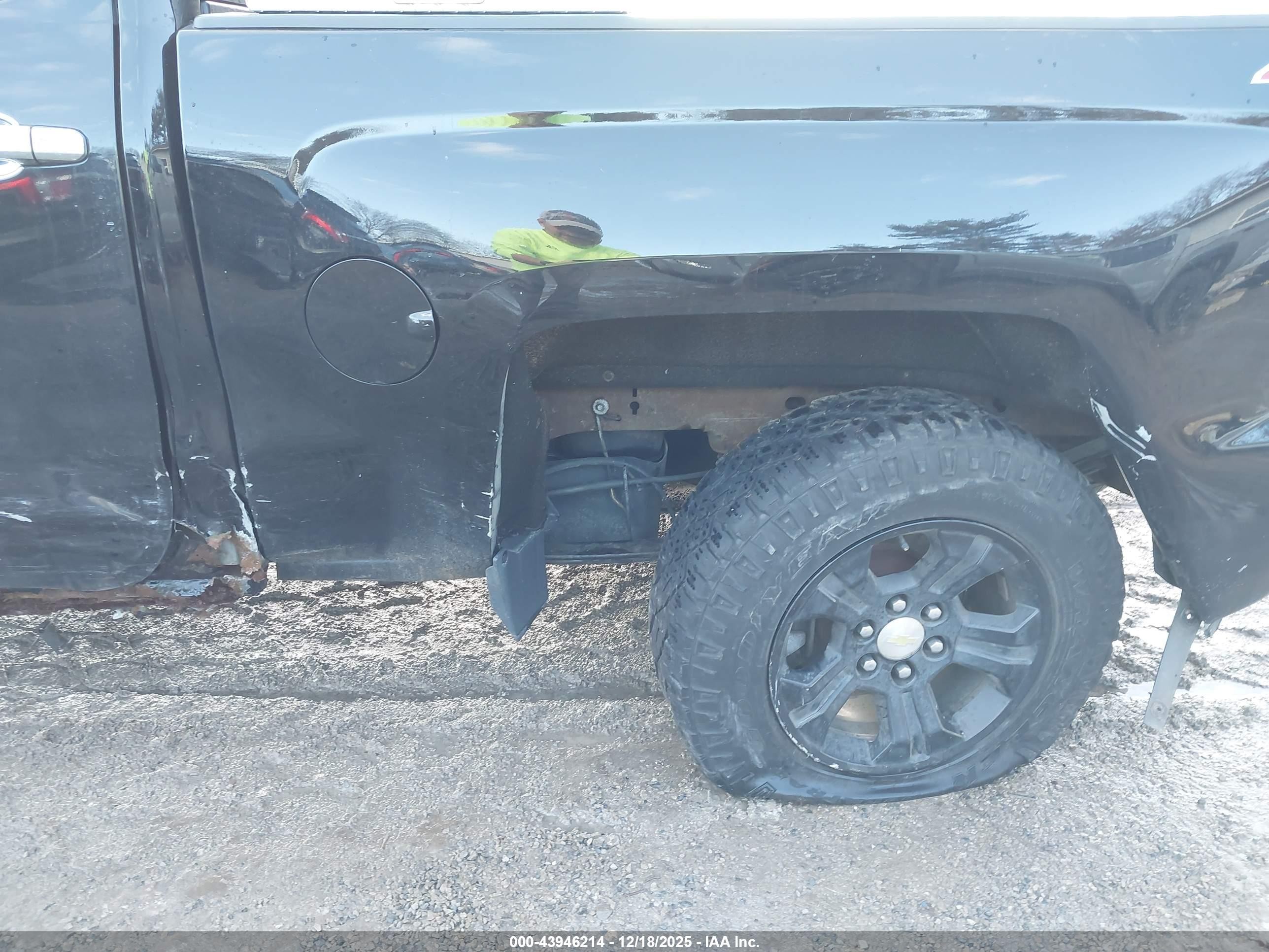 2014 Chevrolet Silverado 1500 1lt/2lt Black vin: 3GCUKREC6EG408783