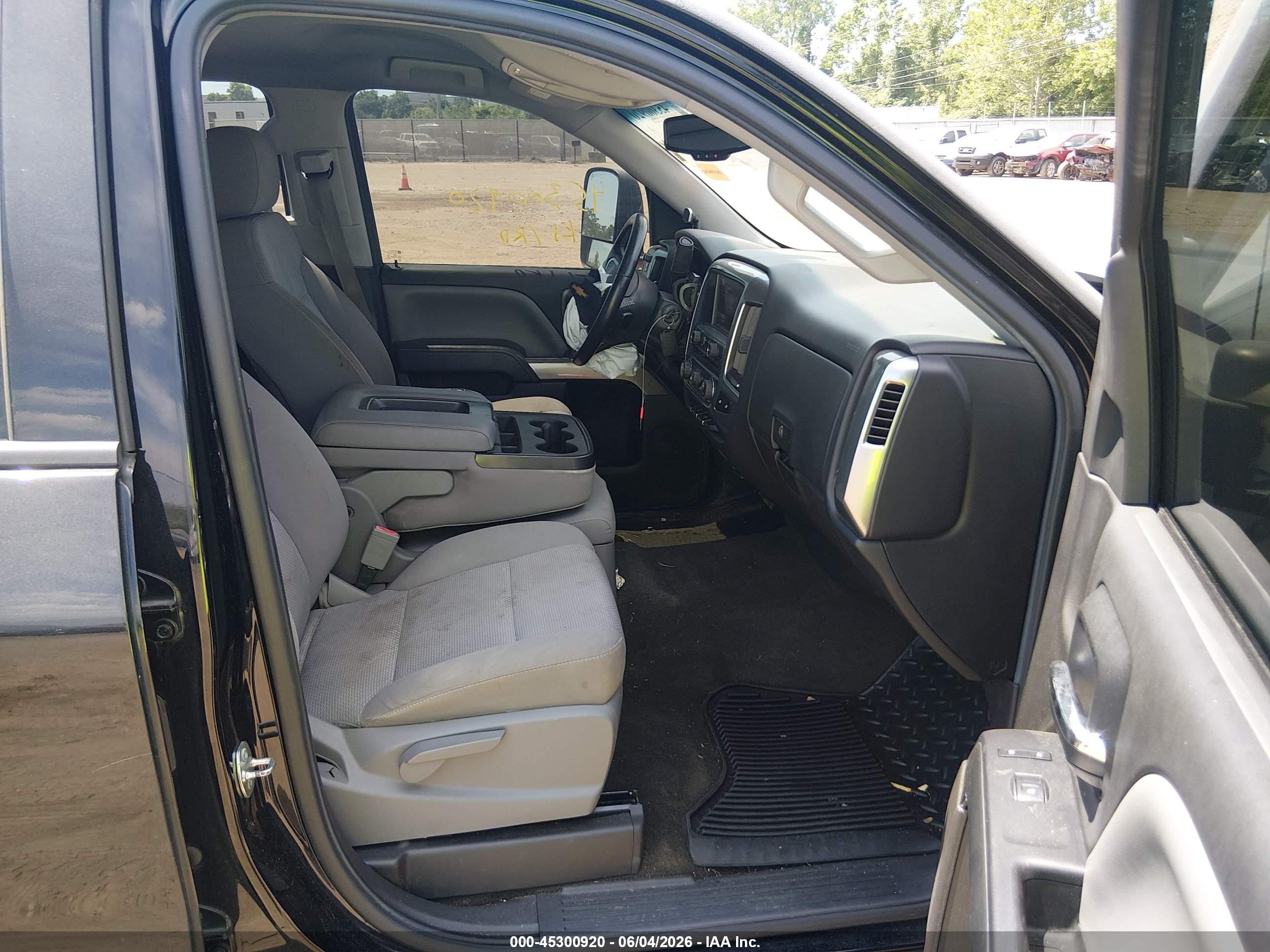 2015 Chevrolet Silverado 1500 1lt Black vin: 3GCUKREC6FG121428