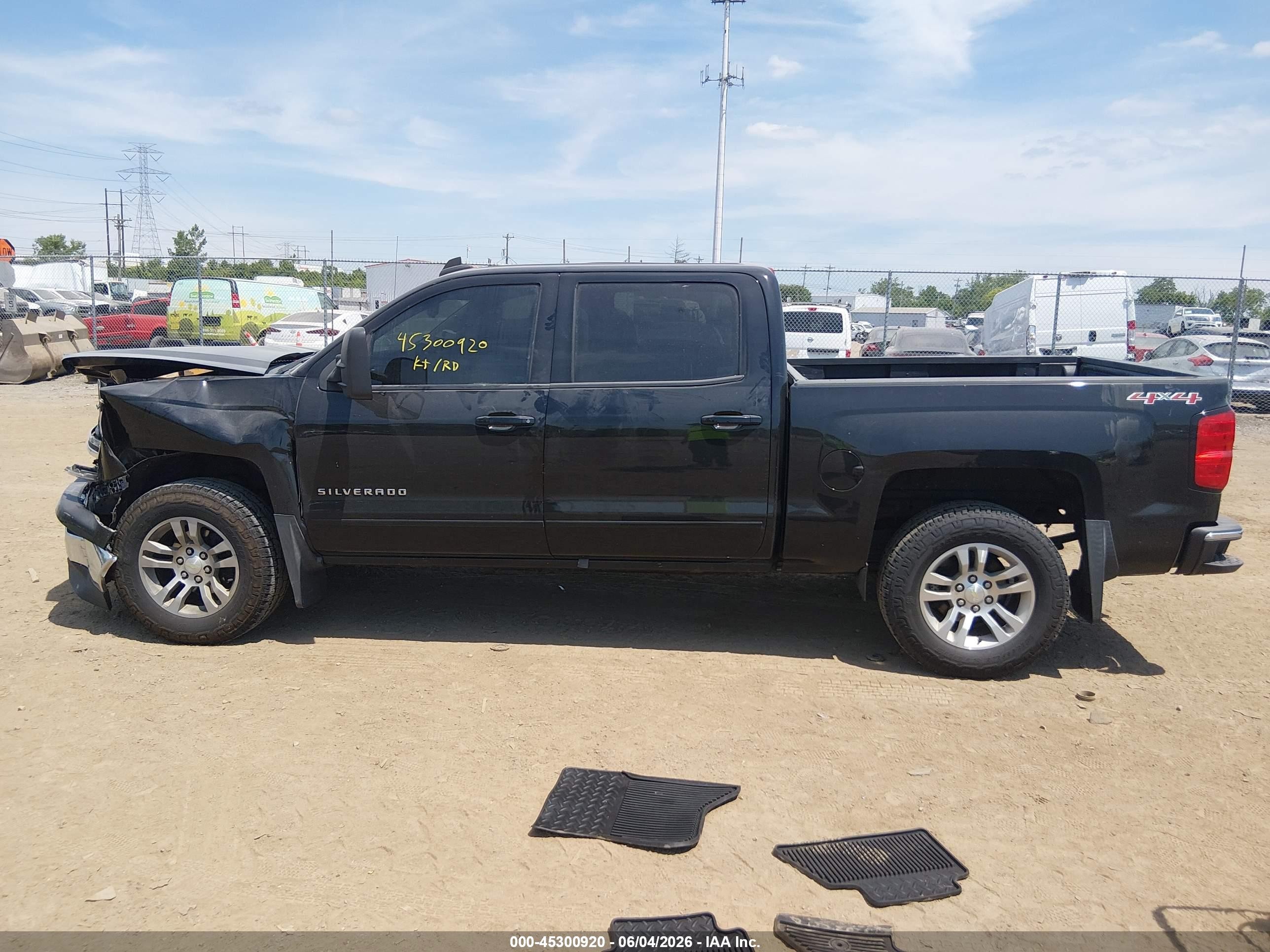 2015 Chevrolet Silverado 1500 1lt Black vin: 3GCUKREC6FG121428