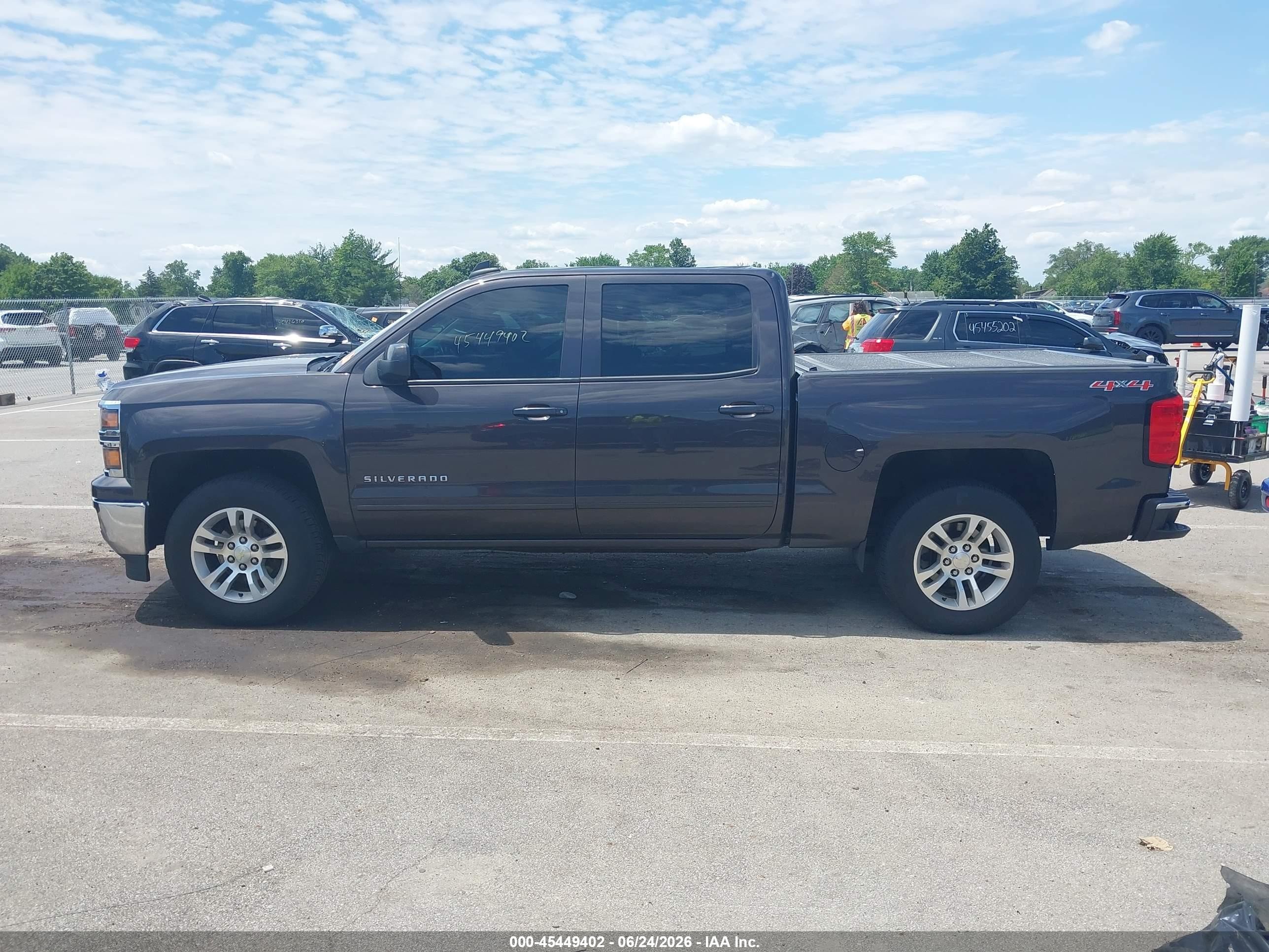 2015 Chevrolet Silverado 1500 Lt Gray vin: 3GCUKREC6FG145079