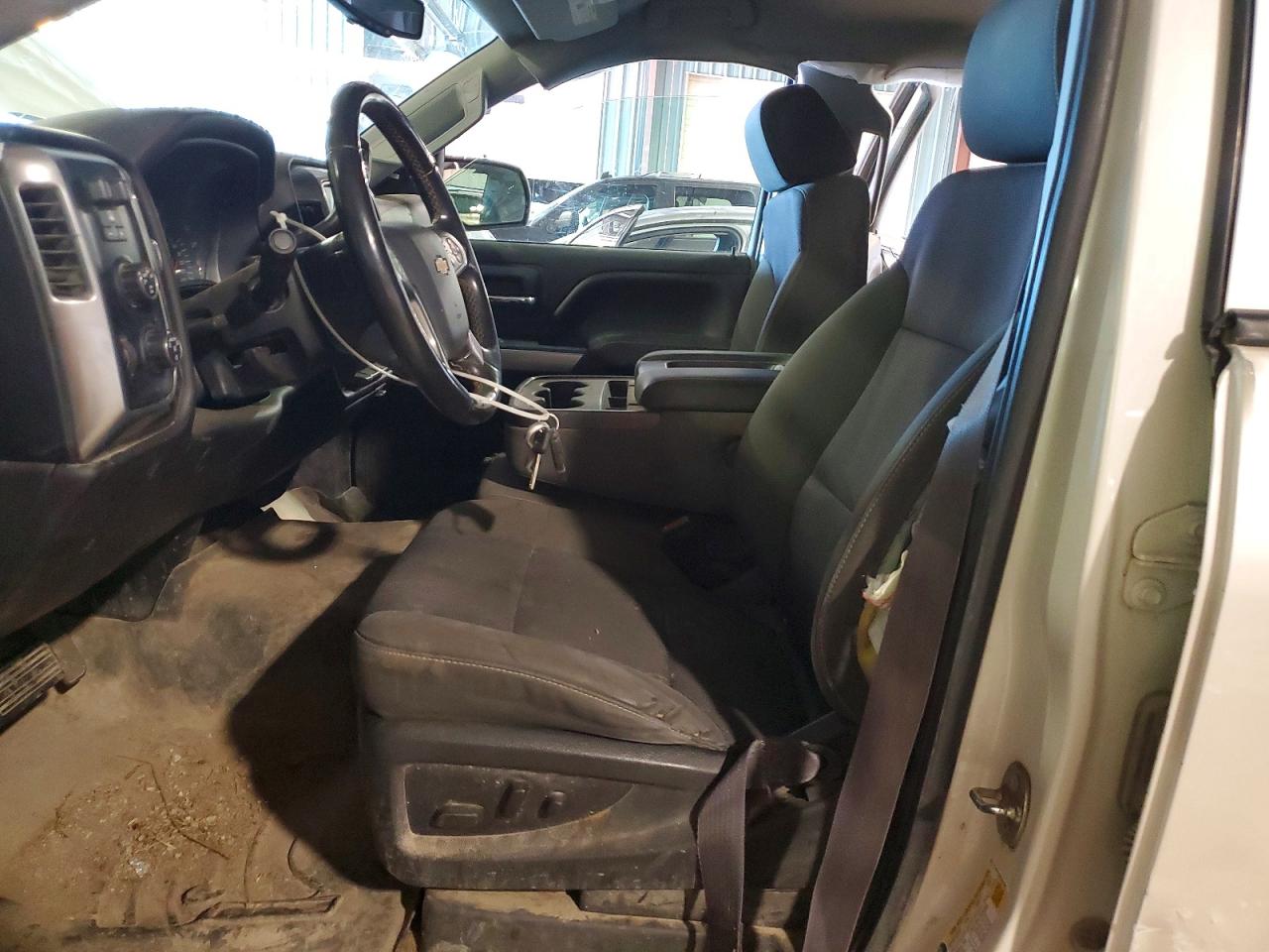 2015 Chevrolet Silverado K1500 Lt White vin: 3GCUKREC6FG342561