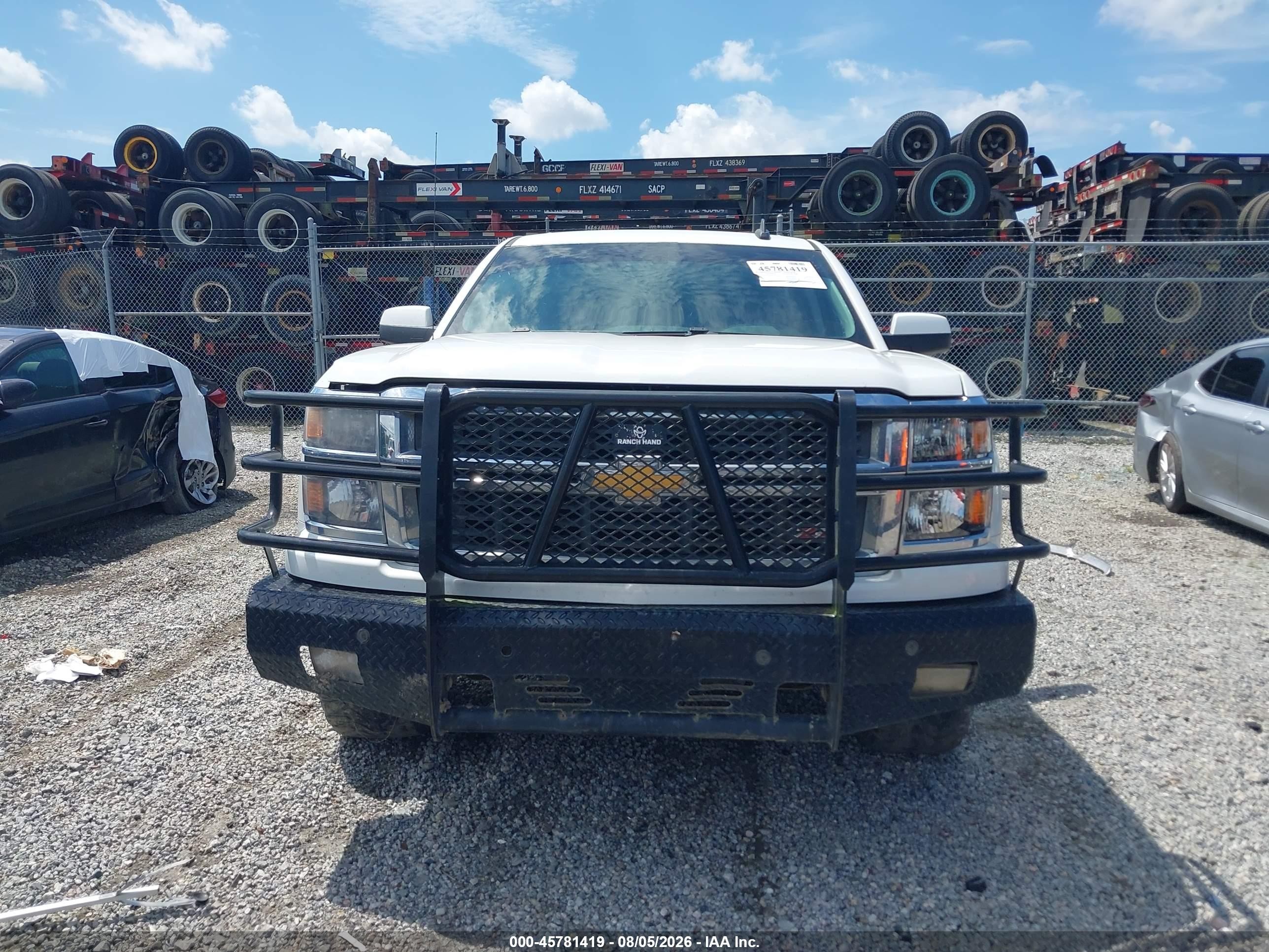2015 Chevrolet Silverado 1500 Lt White vin: 3GCUKREC6FG342656