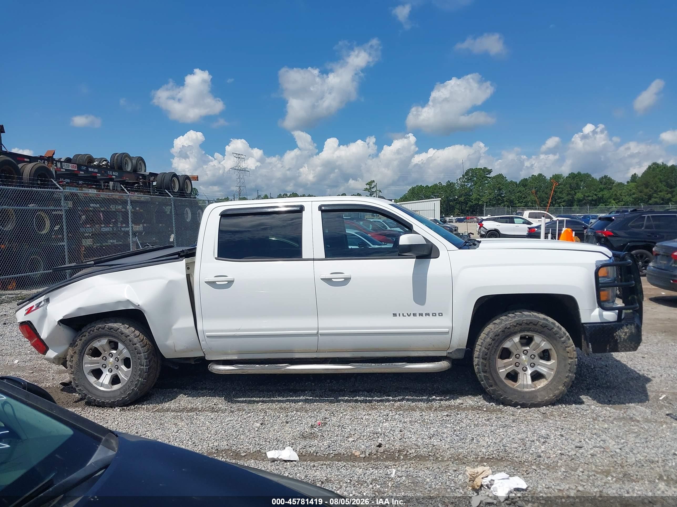2015 Chevrolet Silverado 1500 Lt White vin: 3GCUKREC6FG342656