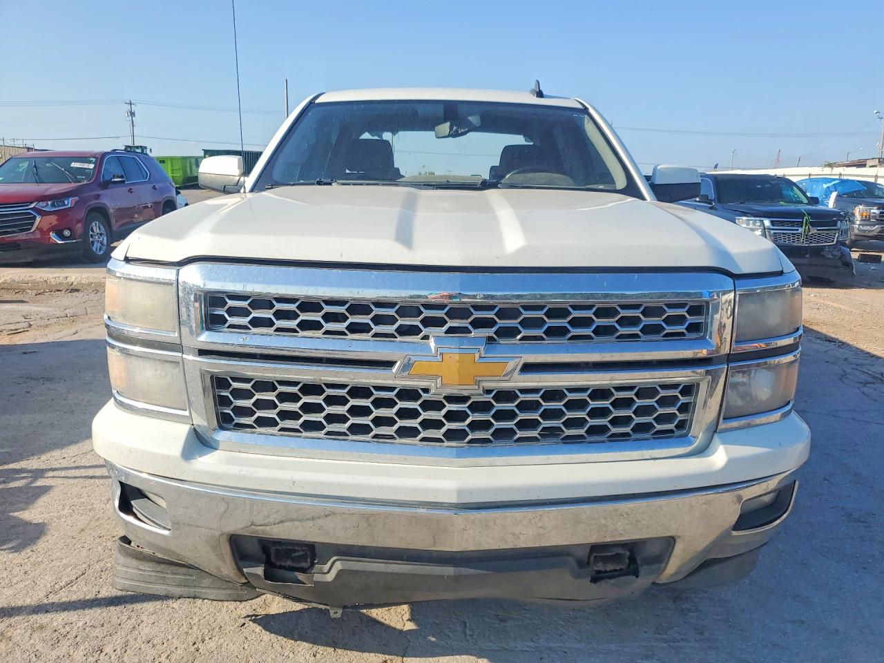 2015 Chevrolet 1500 White vin: 3GCUKREC6FG424211
