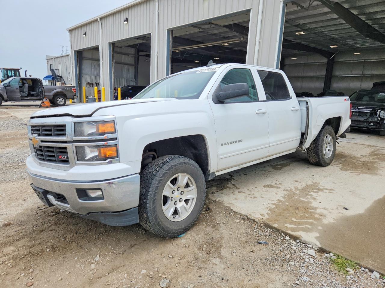 2015 Chevrolet Silverado K1500 Lt White vin: 3GCUKREC6FG486739