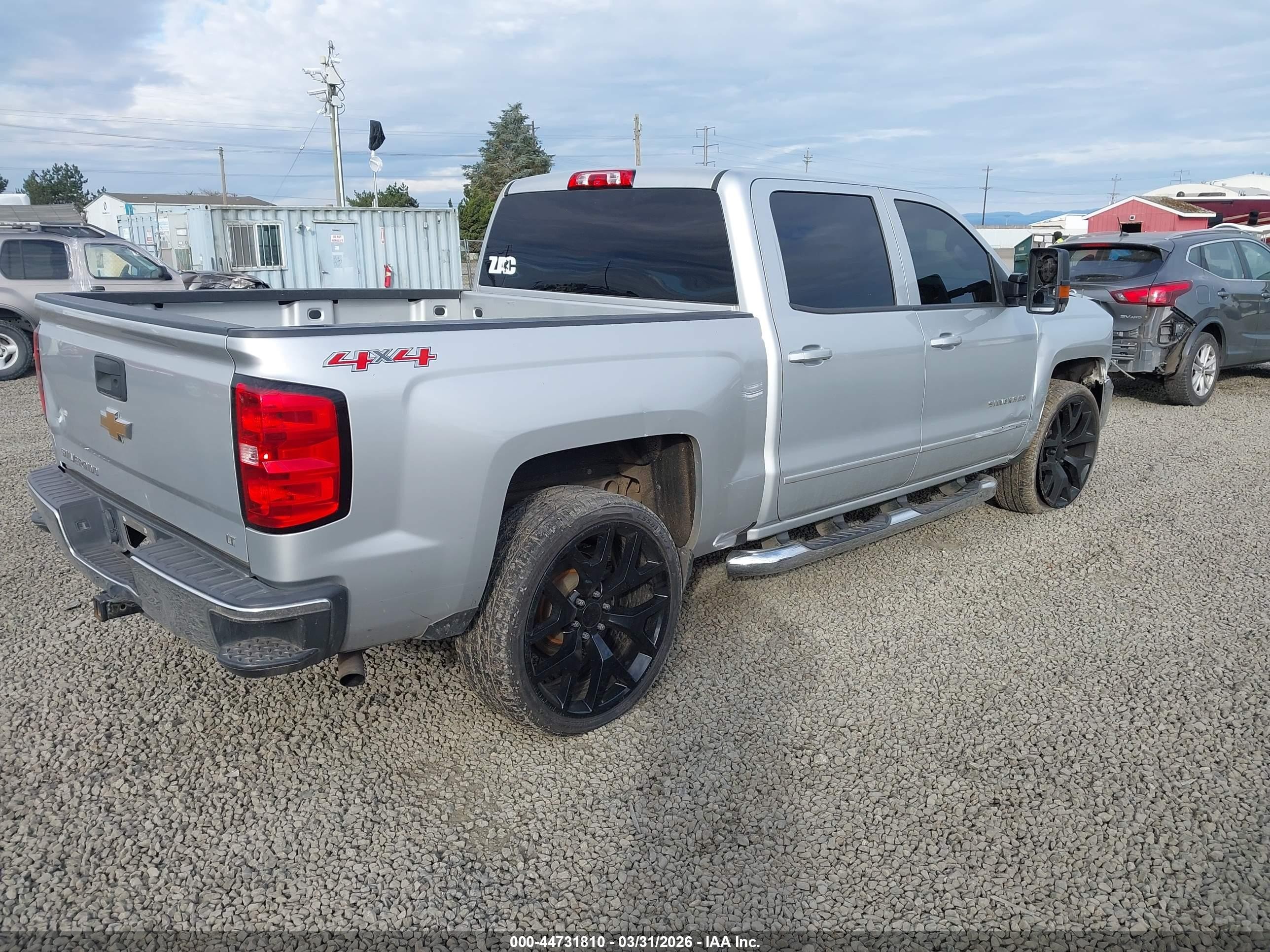 2016 Chevrolet Silverado 1500 1lt Серебряный vin: 3GCUKREC6GG309027