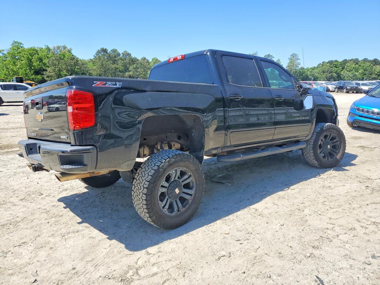 2017 Chevrolet Silverado K1500 Lt Black vin: 3GCUKREC6HG459544