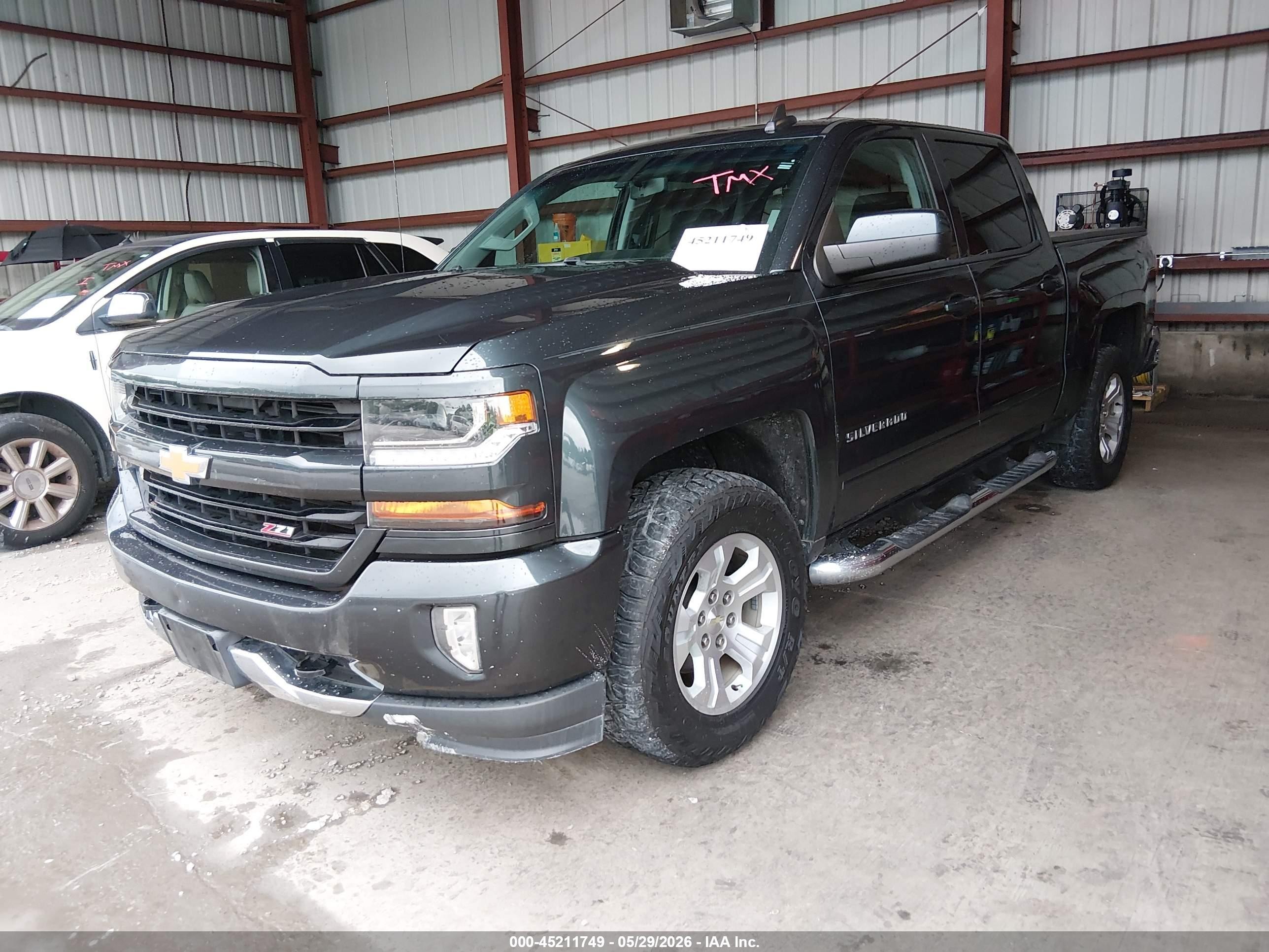 2018 Chevrolet Silverado 1500 2lt Серый vin: 3GCUKREC6JG212076