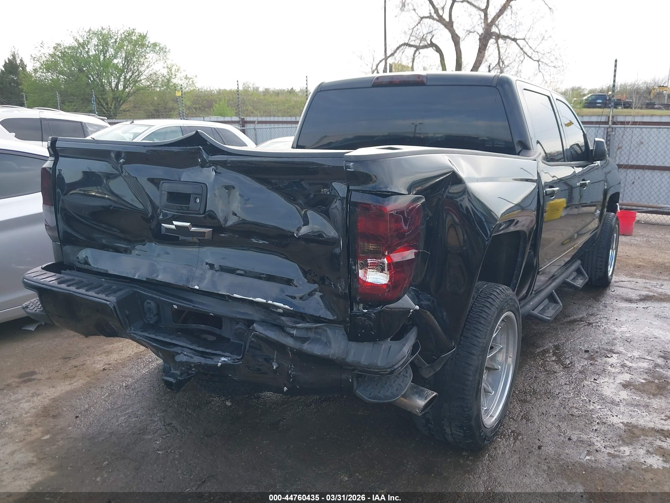 2018 Chevrolet Silverado 1500 2lt Черный vin: 3GCUKREC6JG501426