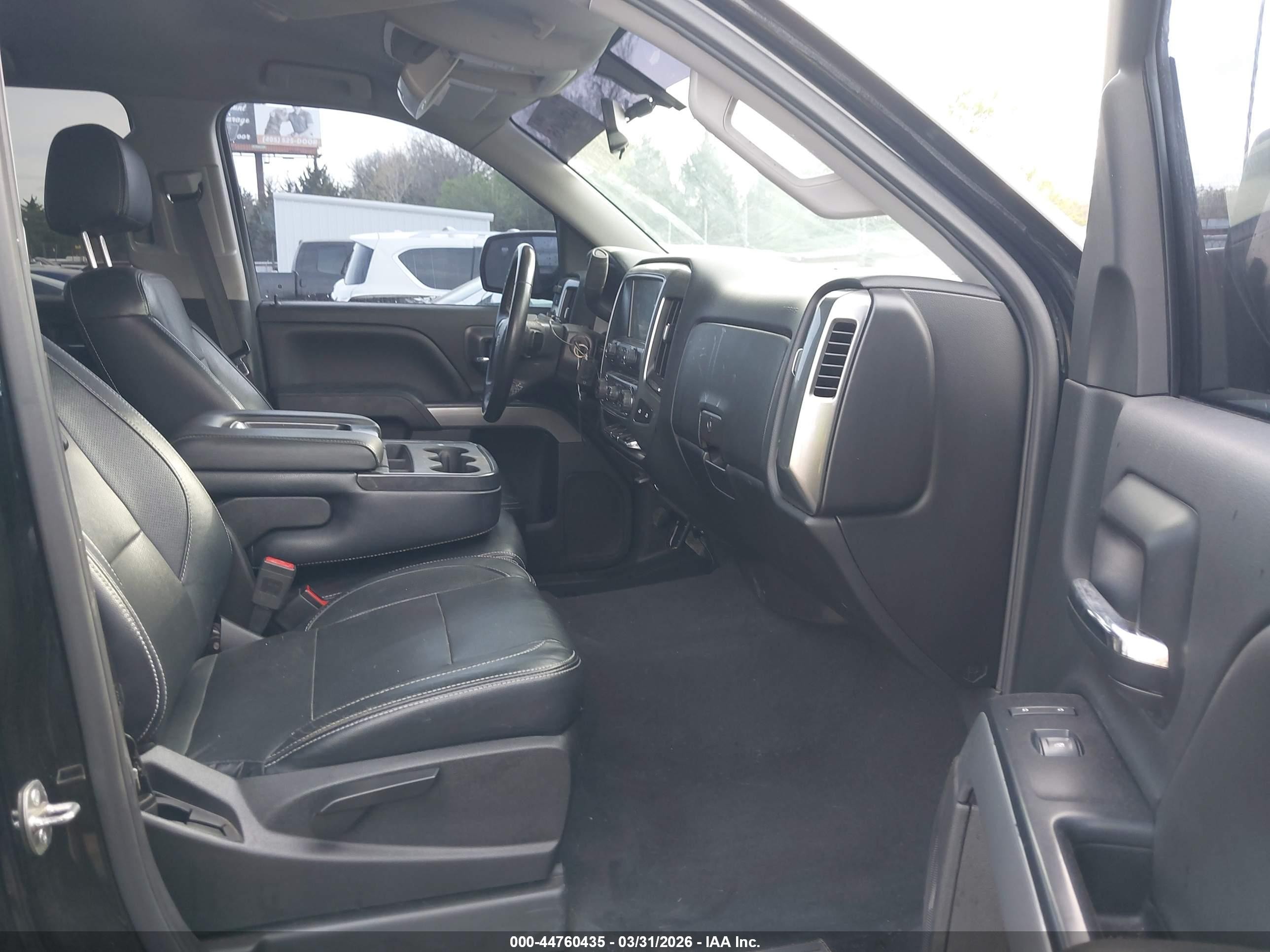 2018 Chevrolet Silverado 1500 2lt Черный vin: 3GCUKREC6JG501426