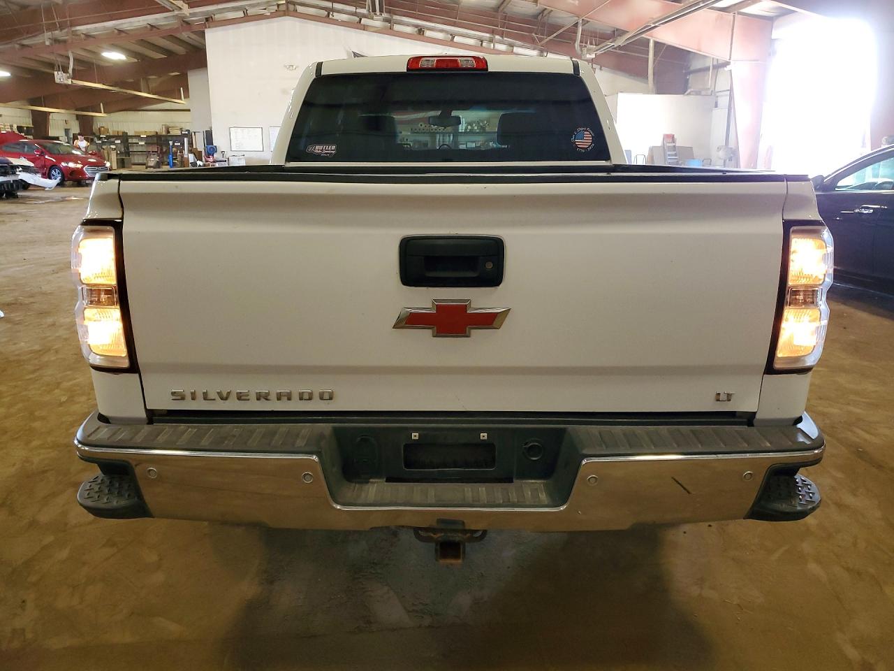 2014 Chevrolet Silverado K1500 Lt White vin: 3GCUKREC7EG265505