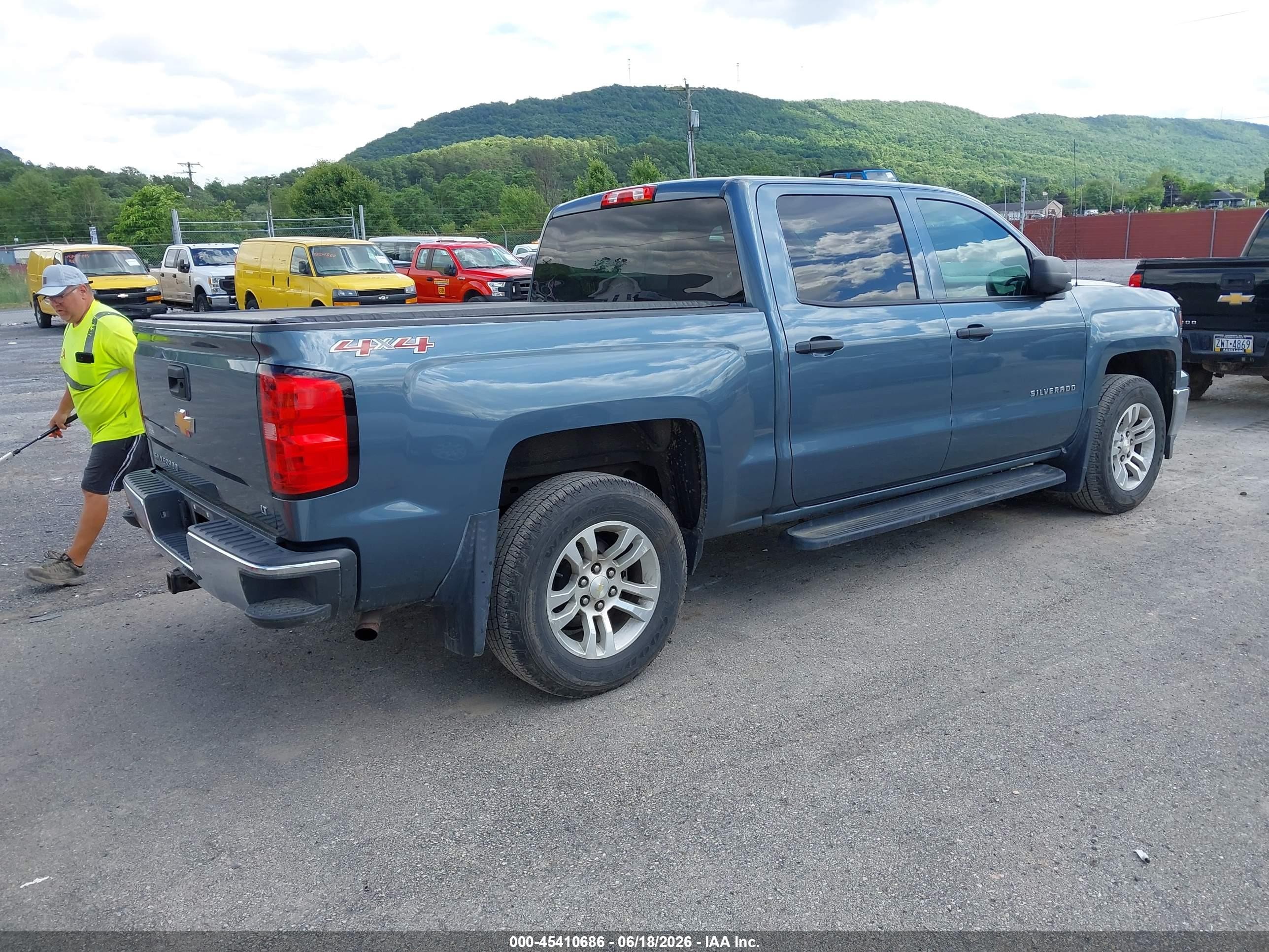 2014 Chevrolet Silverado 1500 Lt Blue vin: 3GCUKREC7EG321670