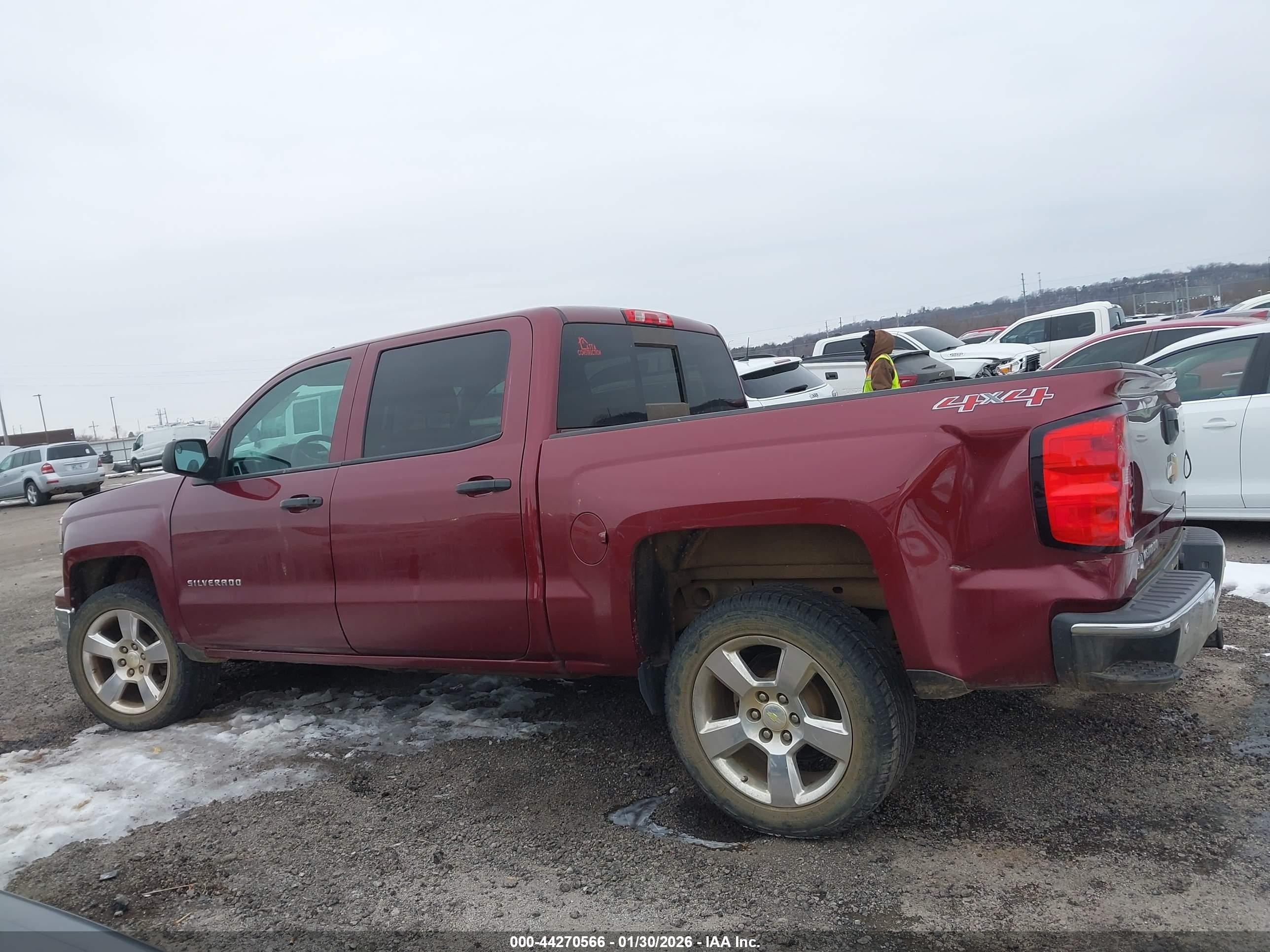 2014 Chevrolet Silverado 1500 1lt Maroon vin: 3GCUKREC7EG487736