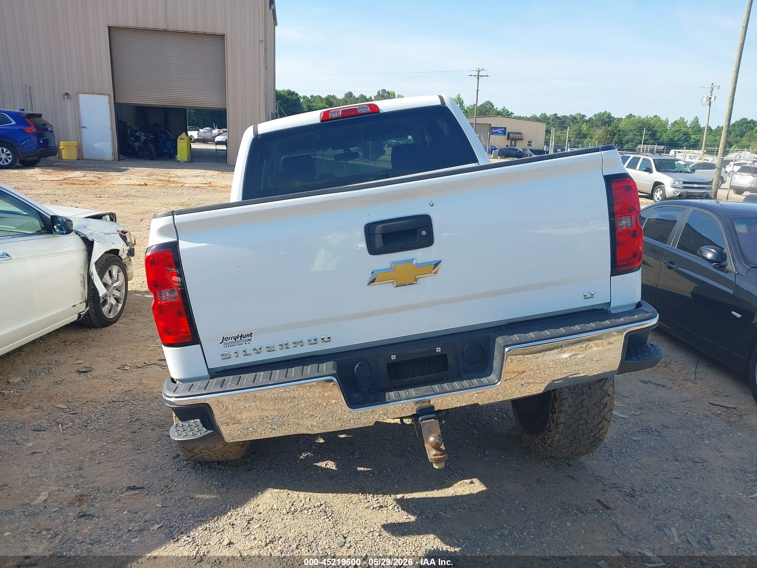 2015 Chevrolet Silverado 1500 2lt White vin: 3GCUKREC7FG105965
