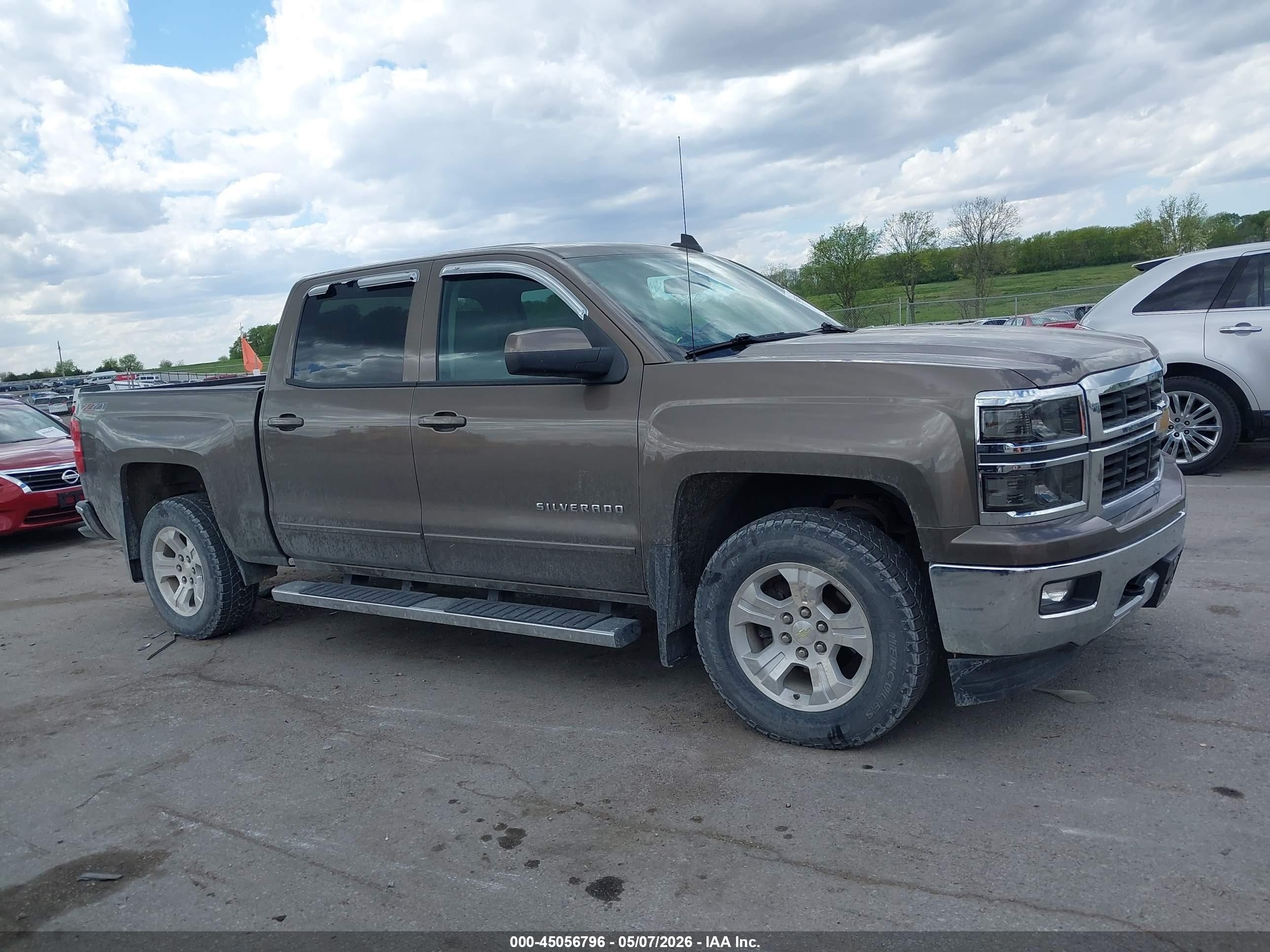 2015 Chevrolet Silverado 1500 2lt Коричневый vin: 3GCUKREC7FG207122