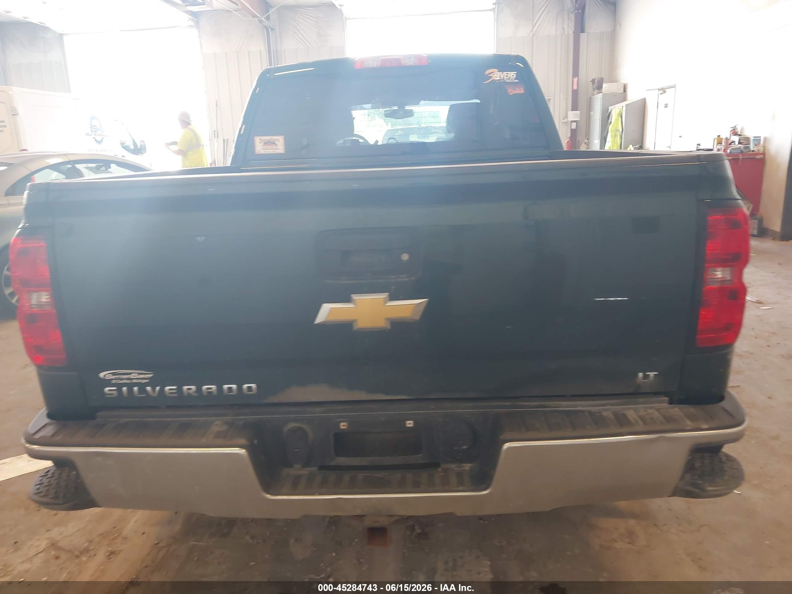 2015 Chevrolet Silverado 1500 1lt Green vin: 3GCUKREC7FG220520