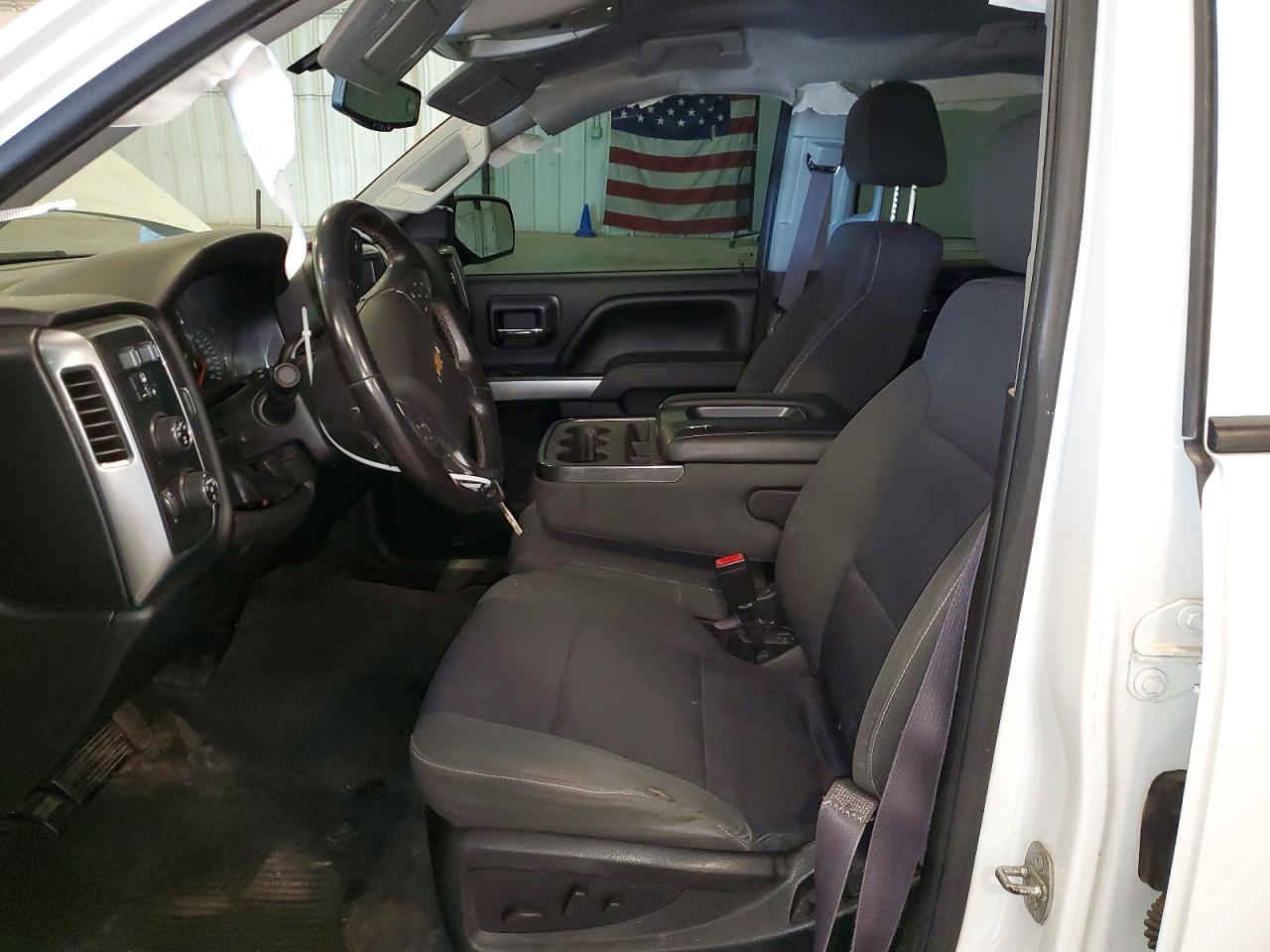 2015 Chevrolet Silverado K1500 Lt Белый vin: 3GCUKREC7FG272794