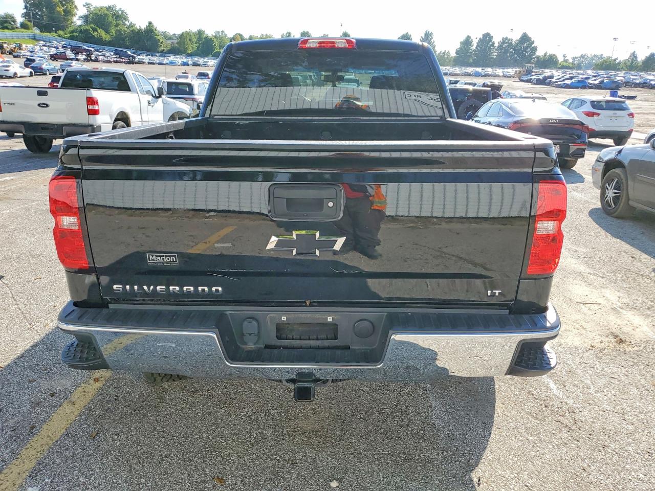 2018 Chevrolet Silverado K1500 Lt Black vin: 3GCUKREC7JG607352
