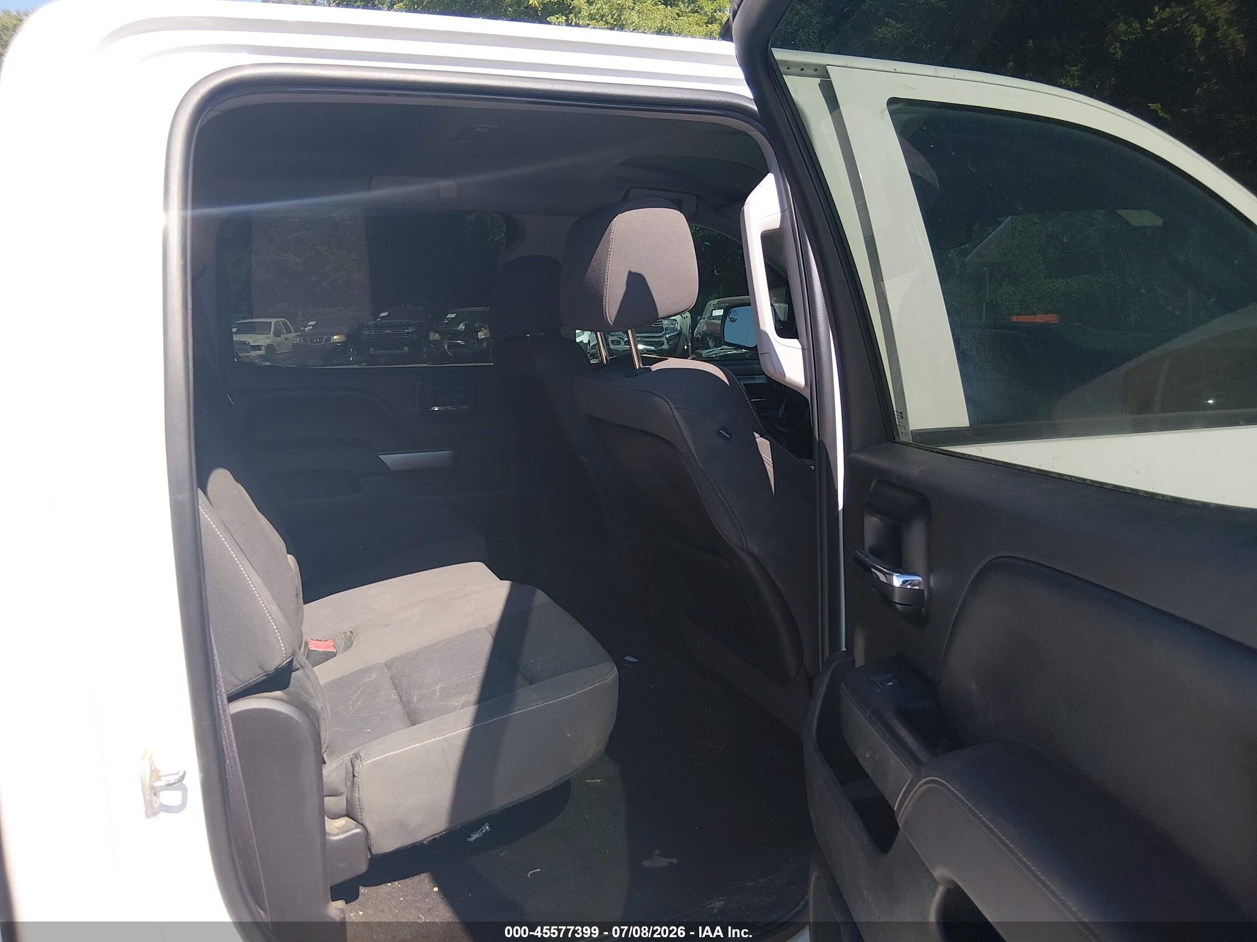 2014 Chevrolet Silverado 1500 Lt White vin: 3GCUKREC8EG449142