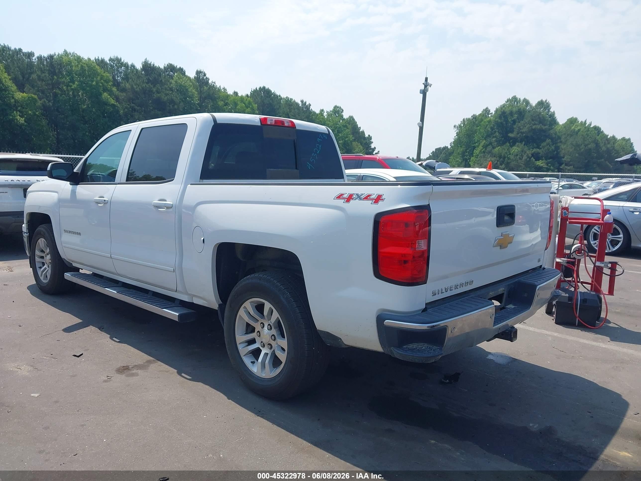 2015 Chevrolet Silverado 1500 Lt White vin: 3GCUKREC8FG130955