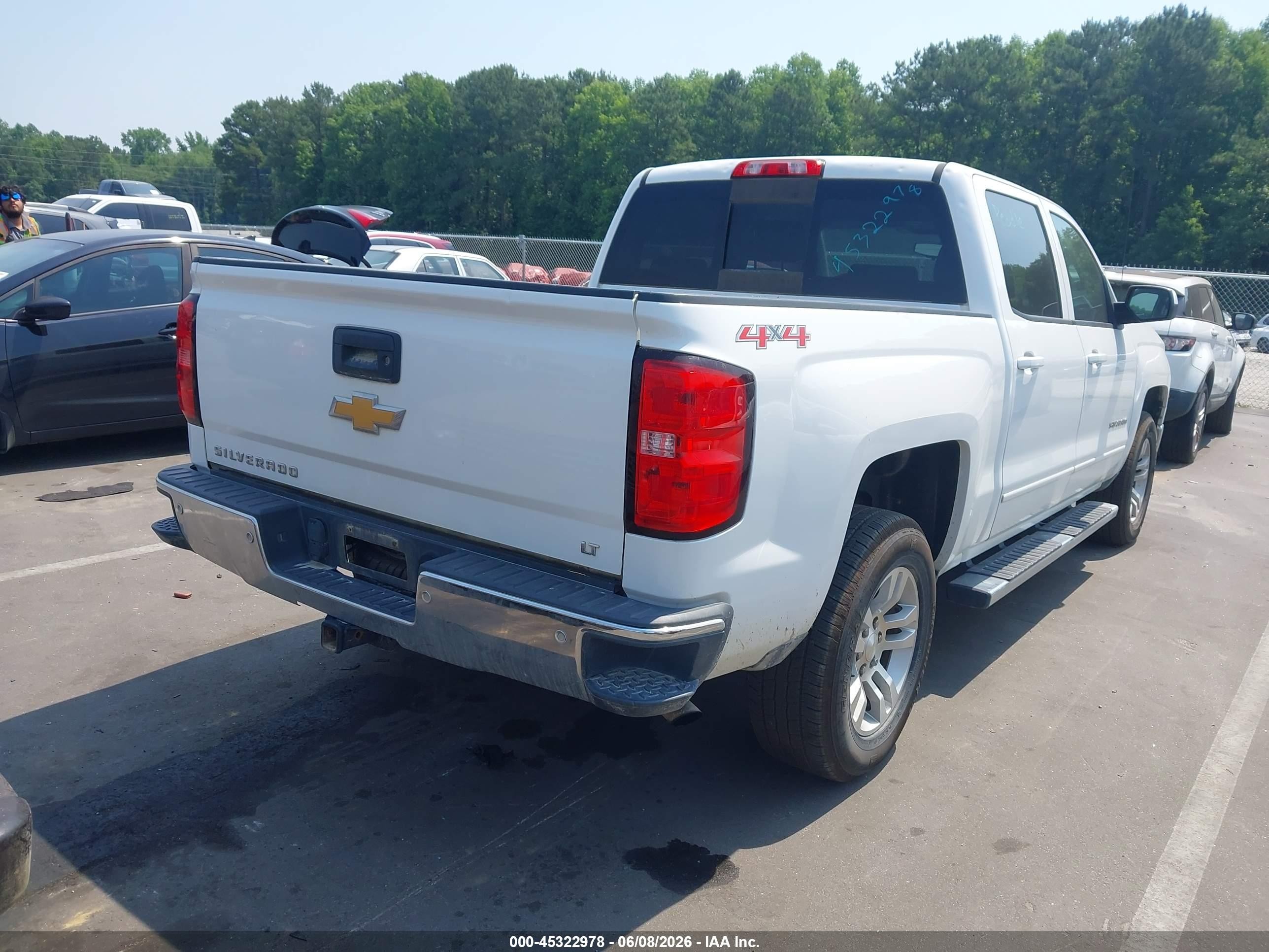 2015 Chevrolet Silverado 1500 Lt White vin: 3GCUKREC8FG130955